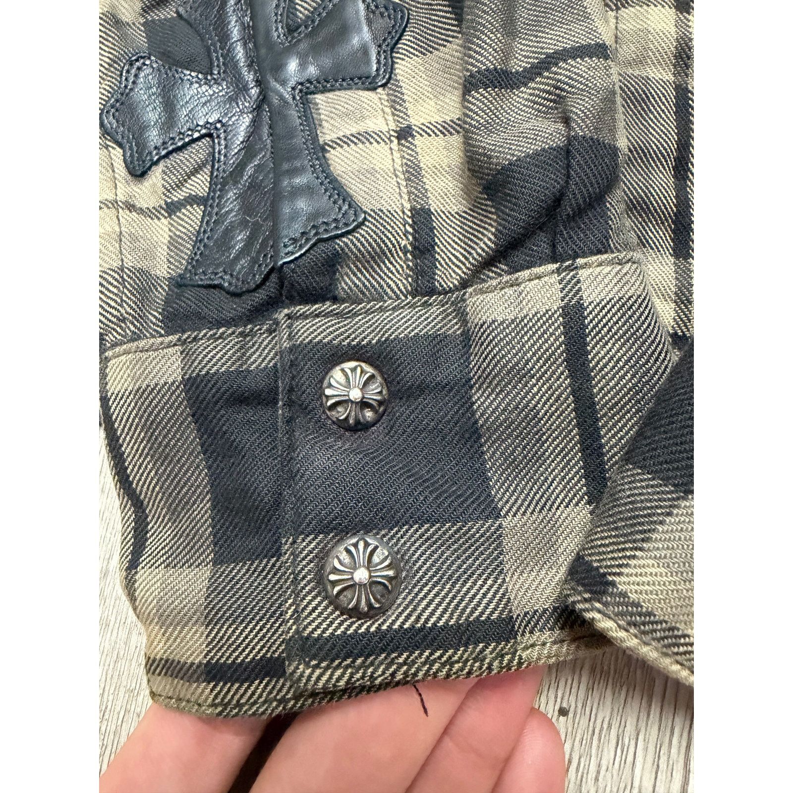 Chrome Hearts Chrome Hearts Brown Plaid 2 Patches Flannel Shirt Size US S / EU 44-46 / 1 - 6 Thumbnail