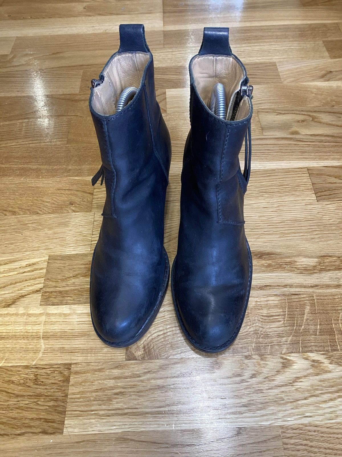 Acne Studios Acne Studios Ankle Boots Size 37 Leather Made In Italy Black Size US 7 / IT 37 - 2 Thumbnail