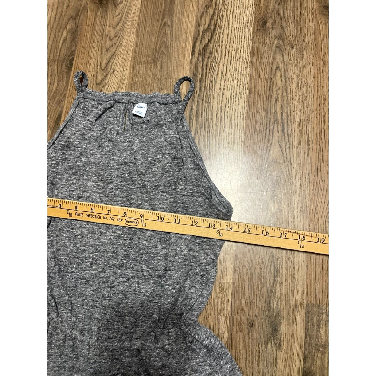 Old Navy Old Navy Romper Women's Size Small Gray Sleeveless One-Piece Casual Summer Spring Fall Modern Romper Womens Size Small Gray Sleeveless Regular Fit Size 28" / US 6 / IT 42 - 3 Thumbnail