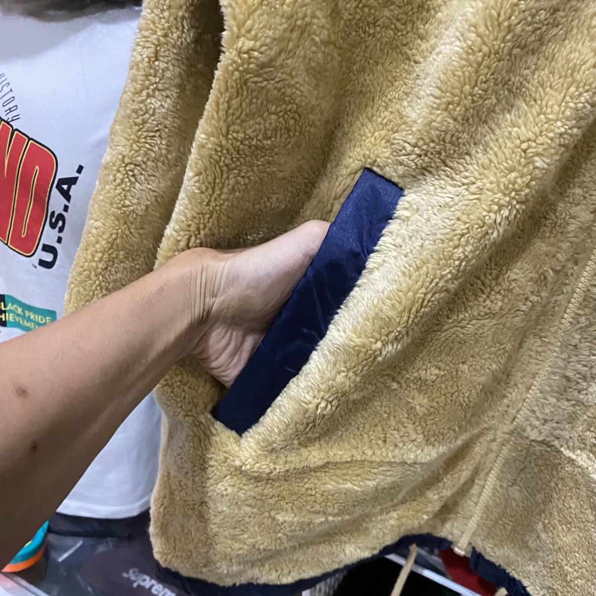 Courreges Vintage Courrèges fleece jacket in yellow navy blue accents Size US M / EU 48-50 / 2 - 8 Thumbnail