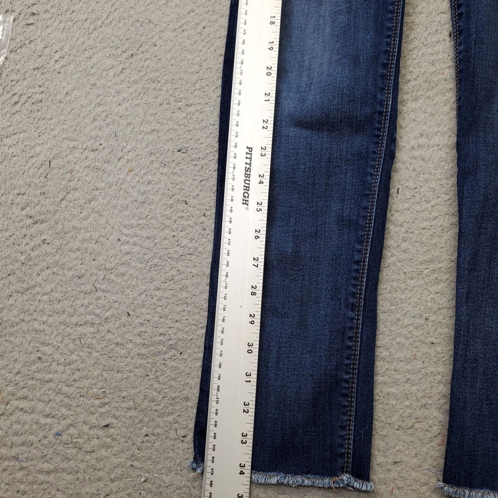 White House Black Market White House Black Market Slim Crop Jeans Womens 0 Blue Denim Cropped 5-Pocket Design Inseam 26" Size 25" / US 0 / IT 36 - 3 Thumbnail