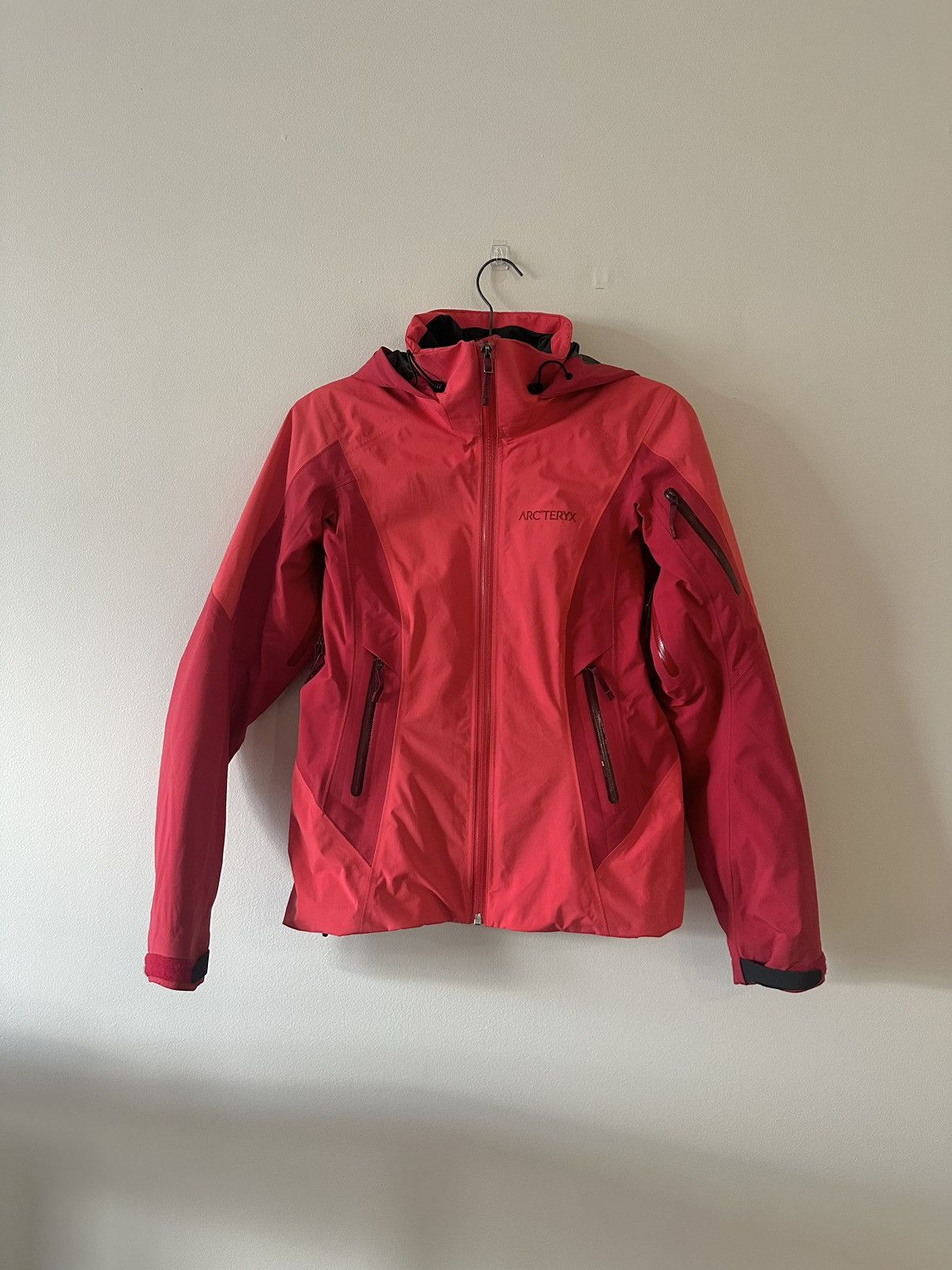 image of Arcteryx Meta Jacket Red Orange Goretex Insulated Waterproof, Women's (Size XS)