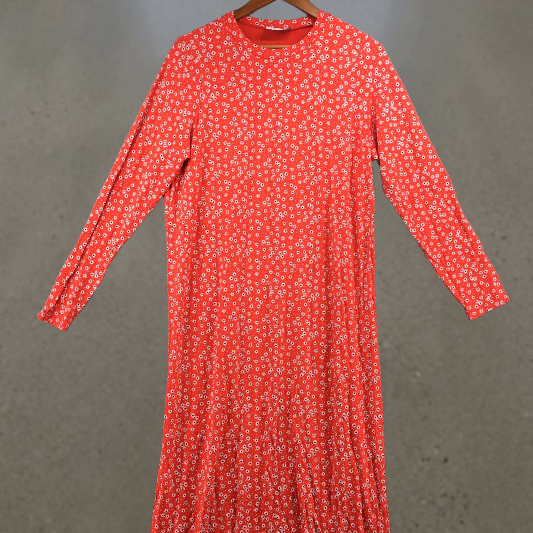 Asos ASOS Design Maxi Shift Dress Womens US 08 Red Floral Long Sleeve Crew Neck Casual Multicolor? Size M / US 6-8 / IT 42-44 - 1 Thumbnail