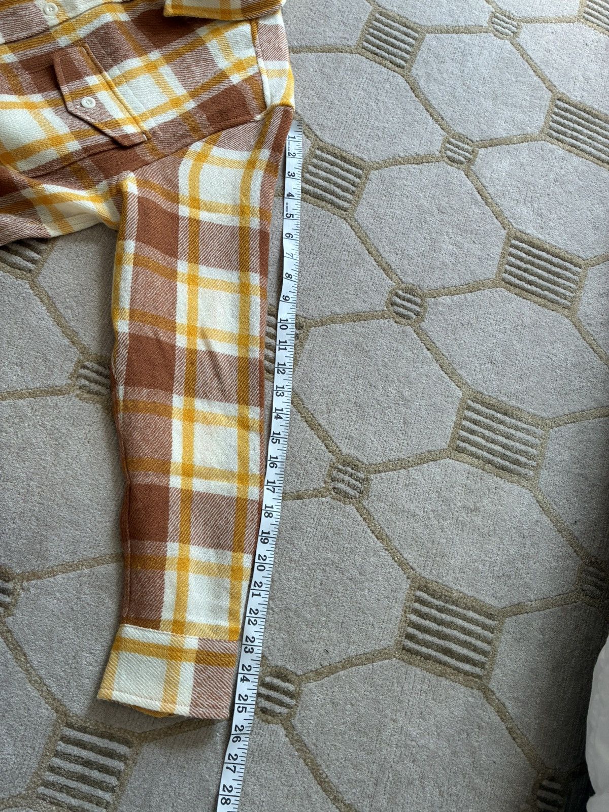 Outerknown NWT Outerknown Wool Blanket Shirt in Alta Vista Plaid Size US M / EU 48-50 / 2 - 9 Thumbnail