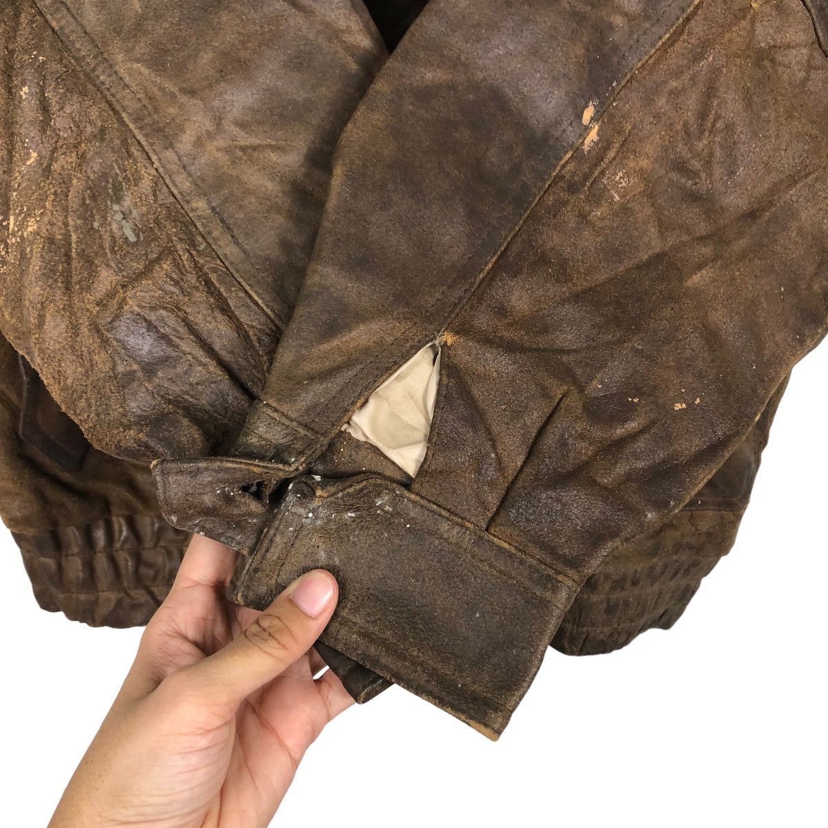 Japanese Brand 🔥Vintage Fly Genuine Leather Jacket Amcruis American Ship Size US M / EU 48-50 / 2 - 12 Thumbnail