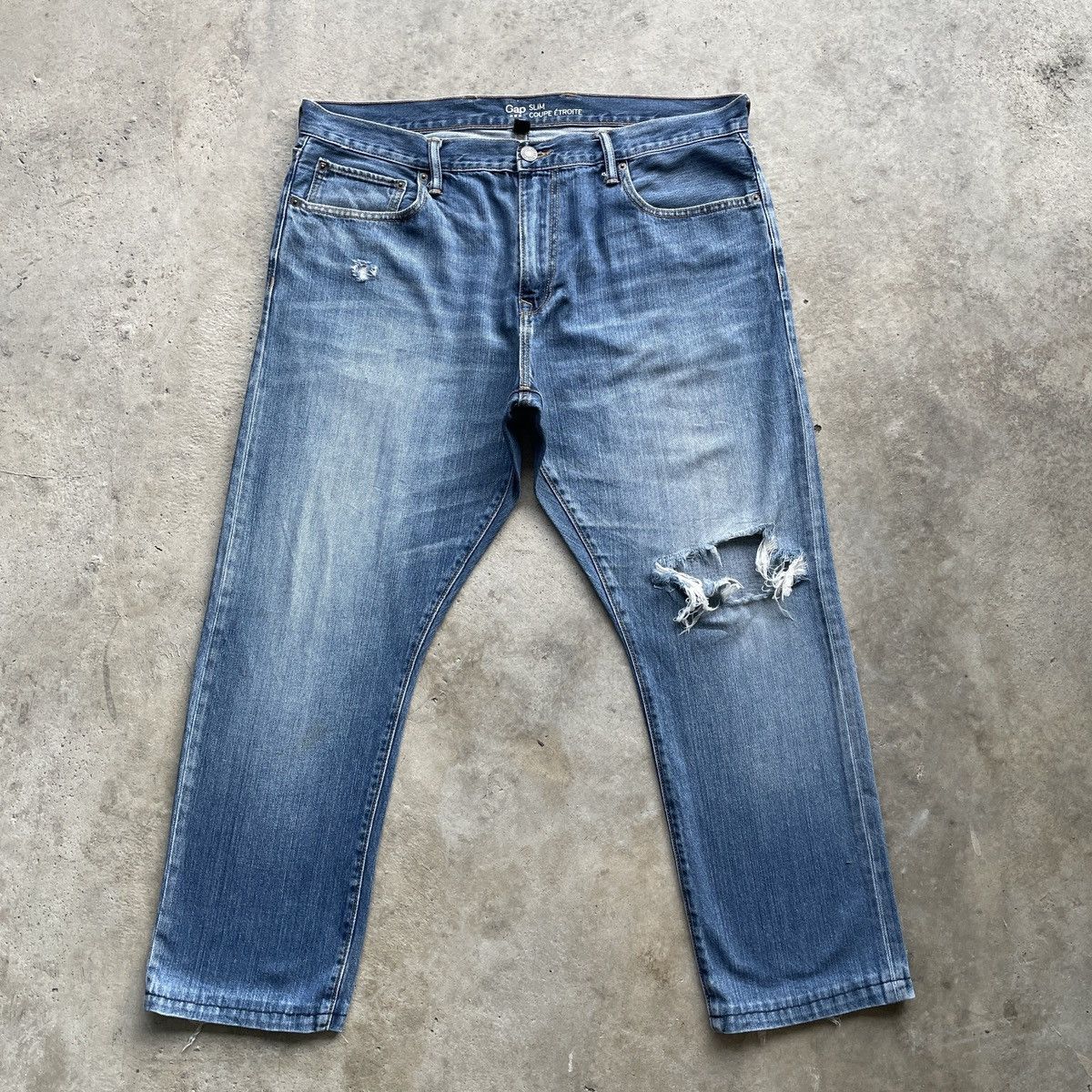 Gap Vintage Gap Distressed Denim Jeans Pants Faded W39 Size US 39 - 1 Thumbnail