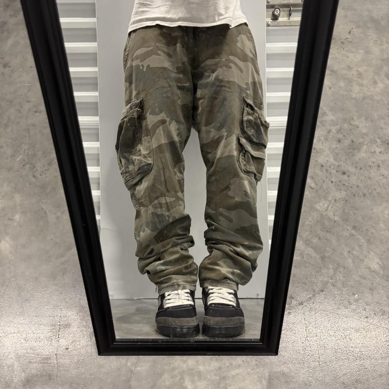 Japanese Brand × Vintage Crazy Vintage Y2K/2000s Grunge Camo Streetwear Skater Cargo Pants! Size US 34 / EU 50 - 1 Thumbnail