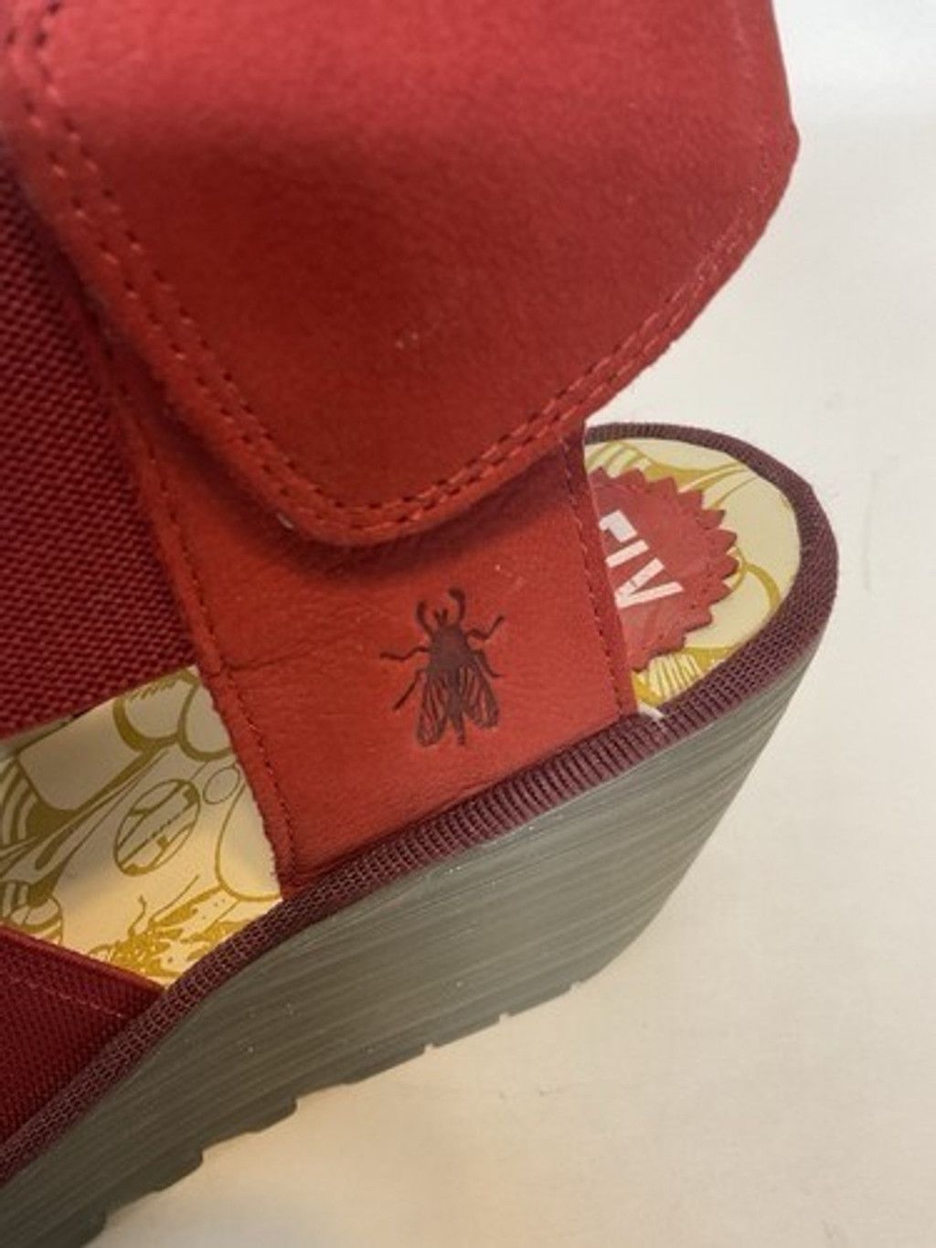 Fly London Fly London Mousse Leather Crossover Wedge Sandals Women 8.5 Size US 9 / IT 39 - 5 Thumbnail