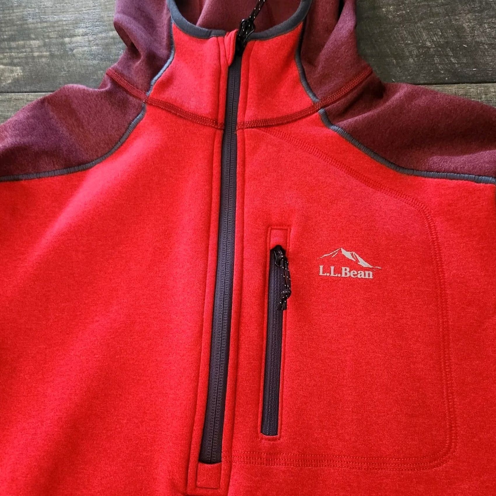 Vintage L.L. Bean Mens XL Red Long Sleeve 1/4 Zip Pullover Sweater Slightly Fitted Big & Tall Outdoor Preppy Golf Hiking Walking Fall Winter Season Size US XL / EU 56 / 4 - 2 Thumbnail