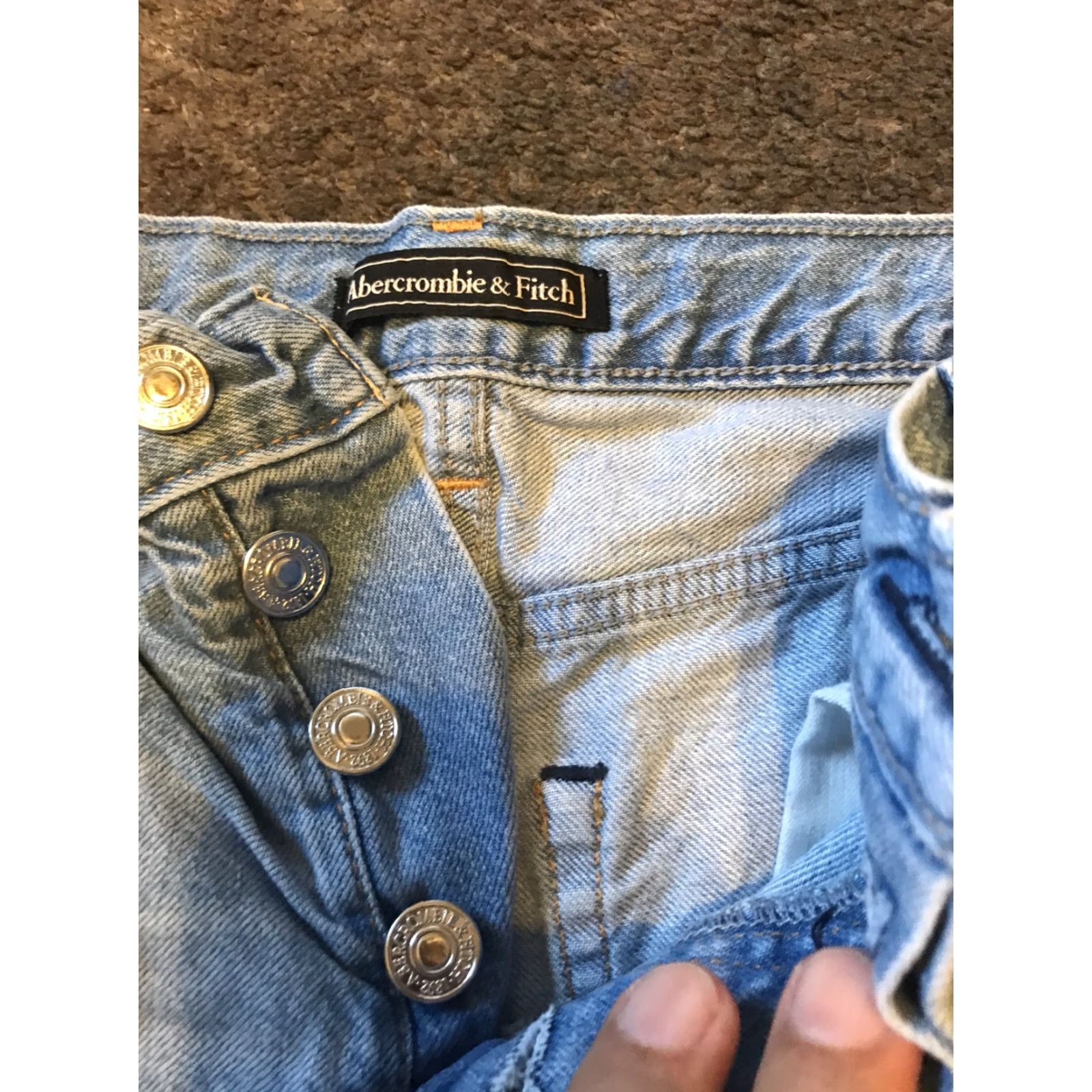 Abercrombie & Fitch Abercrombie & Fitch Jeans Shorts Womens Cut-Off Low Rise 2 26 Blue Cotton Denim Distressed Flat Front Zip Inseam 2" Regular 26" Waist 2" Inseam Size 26" / US 2 / IT 38 - 2 Thumbnail