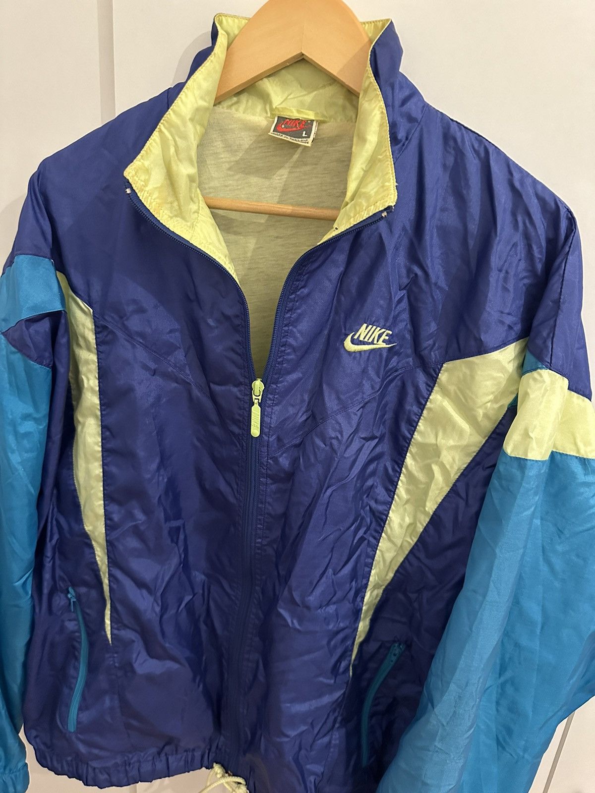 Nike Nike Air Jacke Windbreaker Size L Retro Vintage Track Size US L / EU 52-54 / 3 - 4 Thumbnail