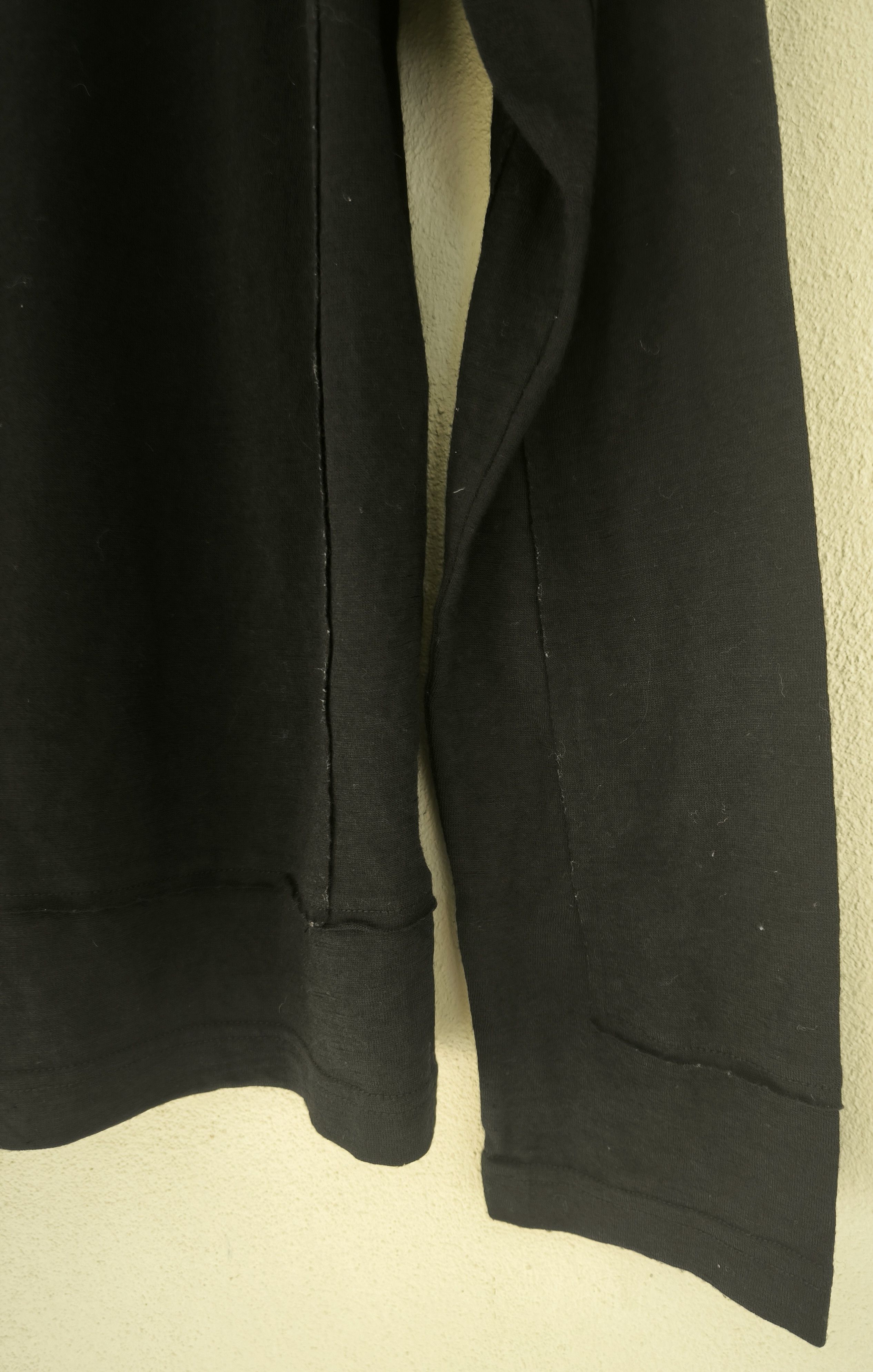 Comme des Garcons × H&M H&M x COMME DES GARCONS wool long sleeve tee Size US M / EU 48-50 / 2 - 7 Thumbnail