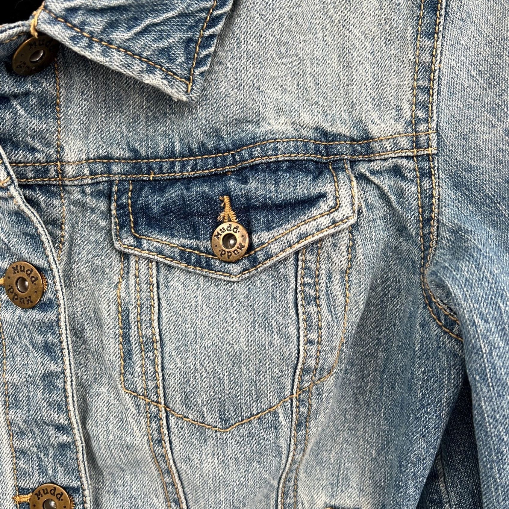 Mudd Denim Jacket Women Short Length Y2K Light Wash Distressed 