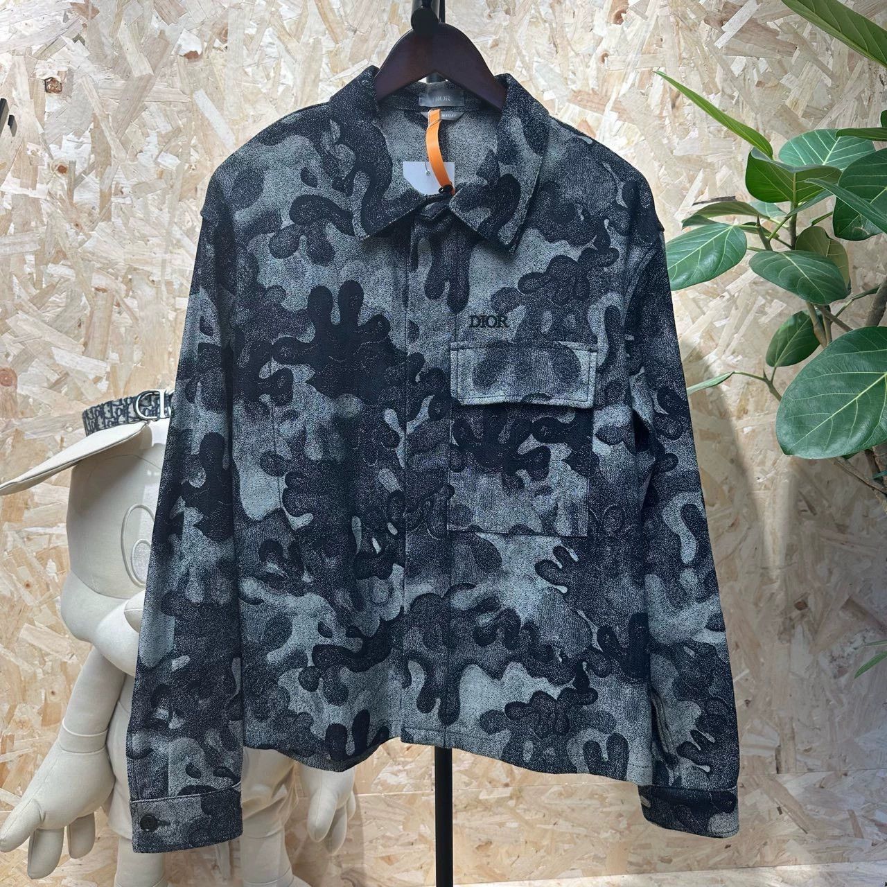 Dior dior peter doig embroidered camouflage jacket Size US L / EU 52-54 / 3 - 1 Thumbnail