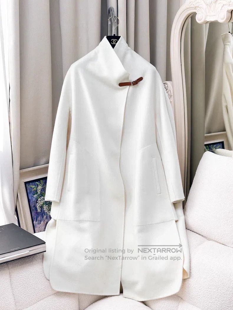 Hermes Hermes White Cashmere Coat Cloak Size XS / US 0-2 / IT 36-38 - 1 Thumbnail
