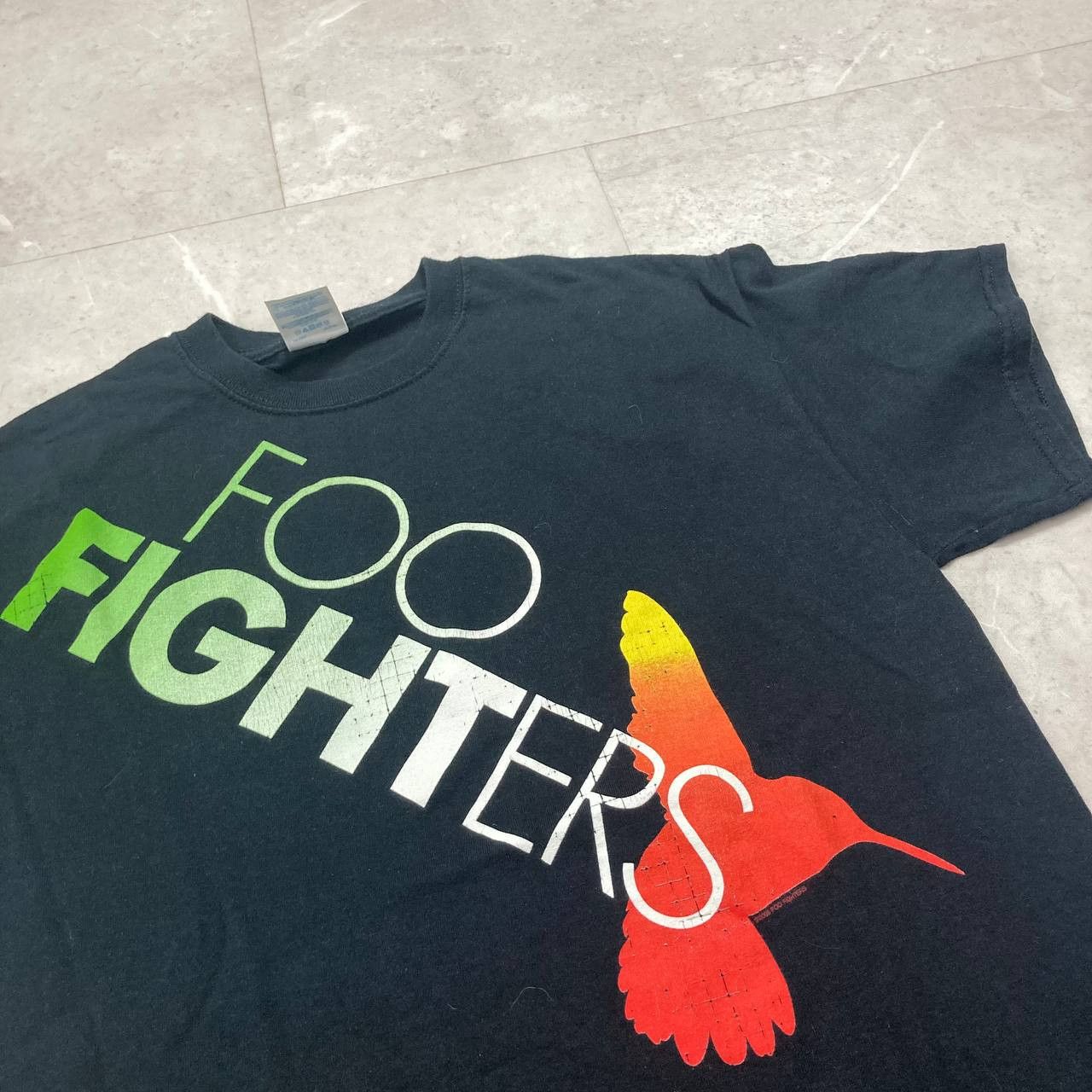 Band Tees Vintage 00s Foo Fighters Grunge Rock Band Tour Tee Size US M / EU 48-50 / 2 - 2 Thumbnail