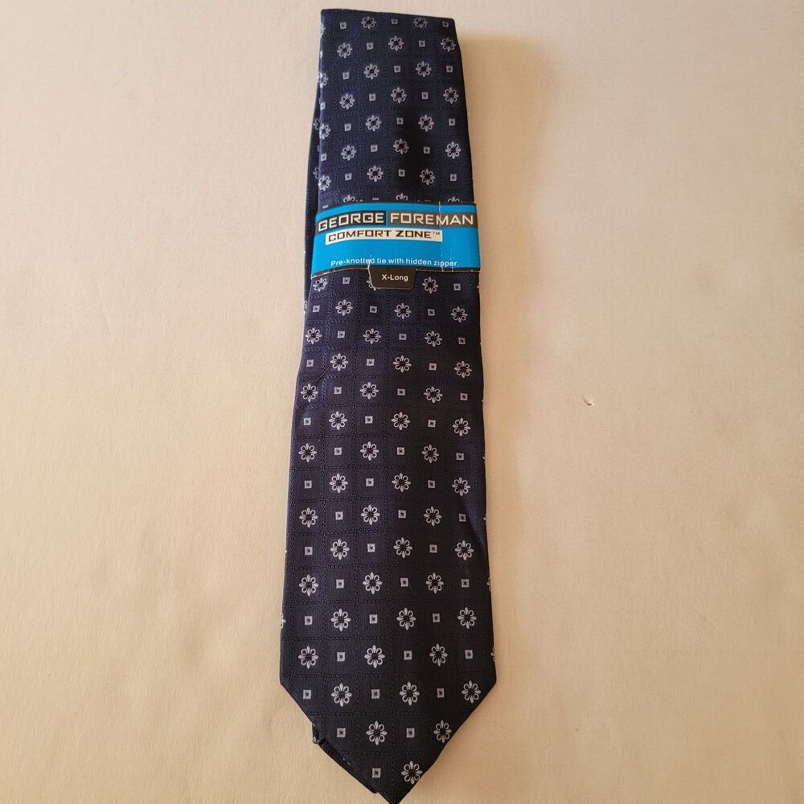 Other George Foreman X-Long Tie Navy w/ Squares & Flowers - NWT Size ONE SIZE - 2 Thumbnail