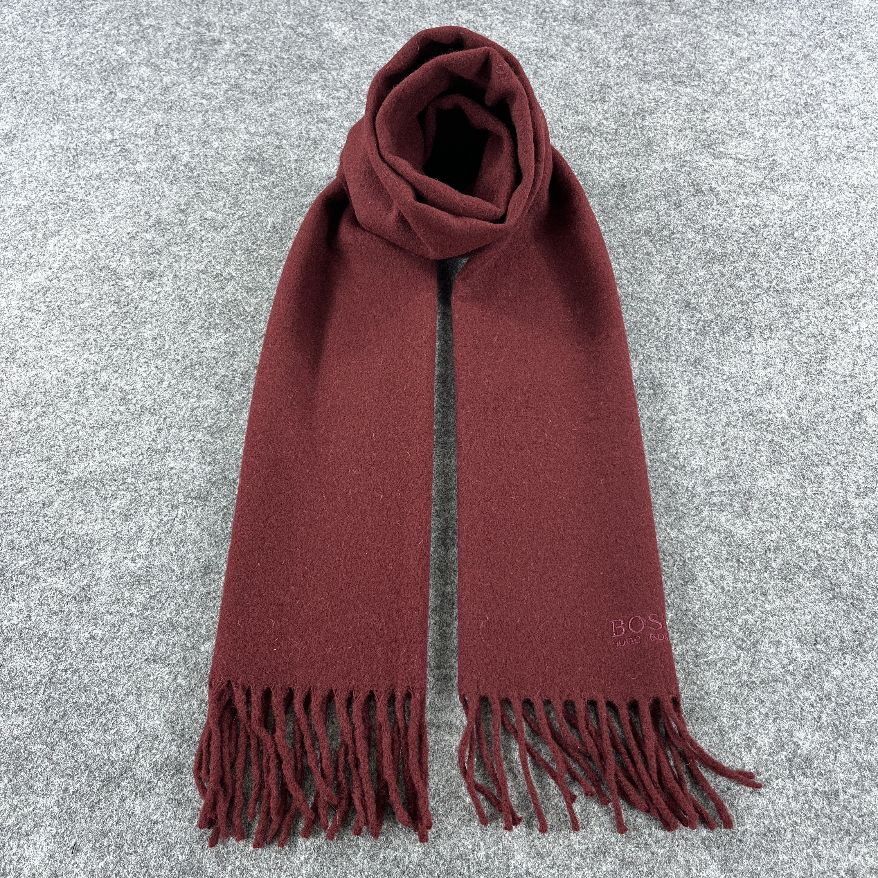 Hugo Boss Hugo Boss Scarf / Muffler / Neckwear T1444 Size ONE SIZE - 1 Thumbnail