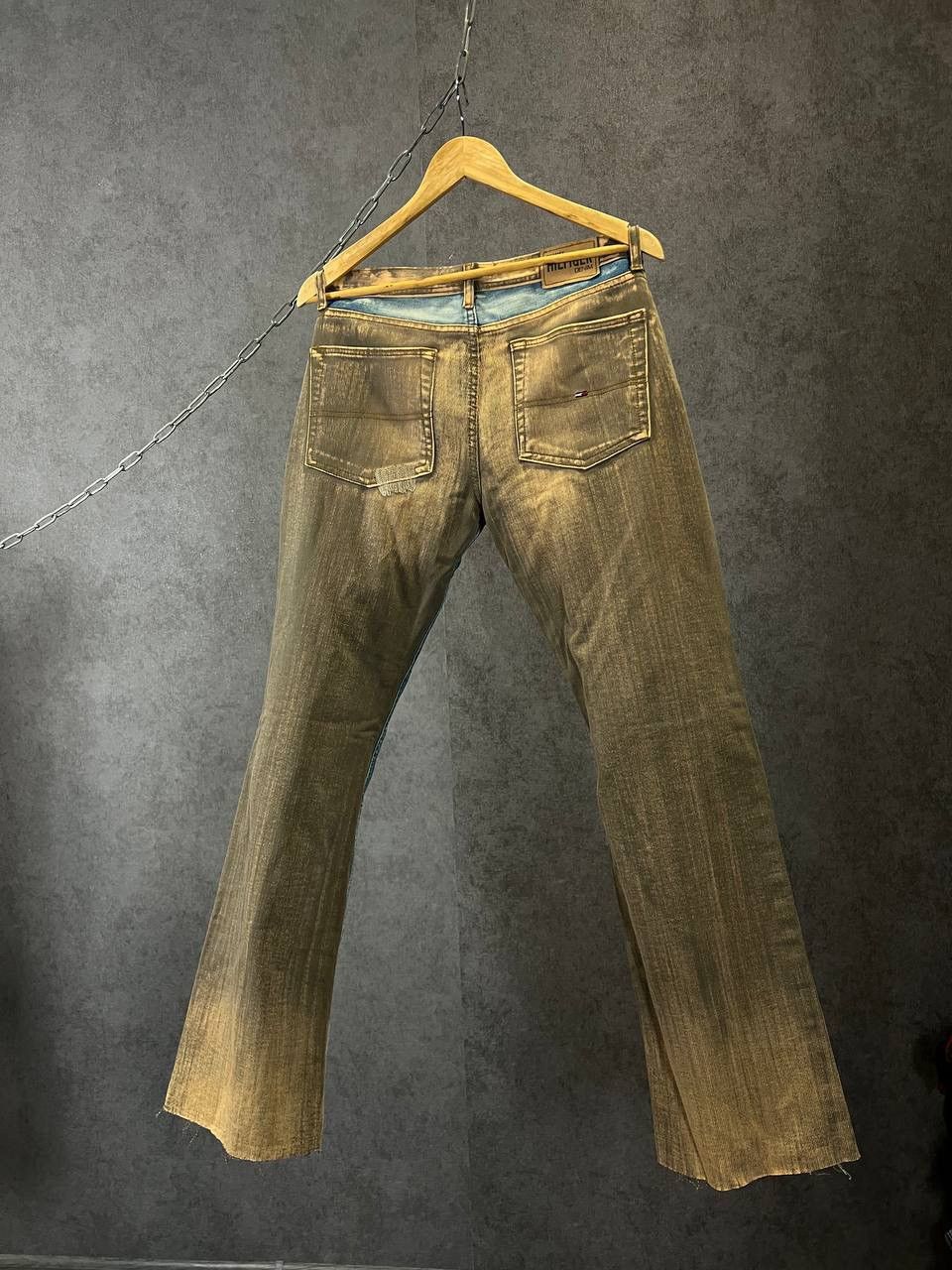 Tommy Hilfiger Tommy Hilfiger vintage designer distressed jeans Size US 31 - 8 Thumbnail
