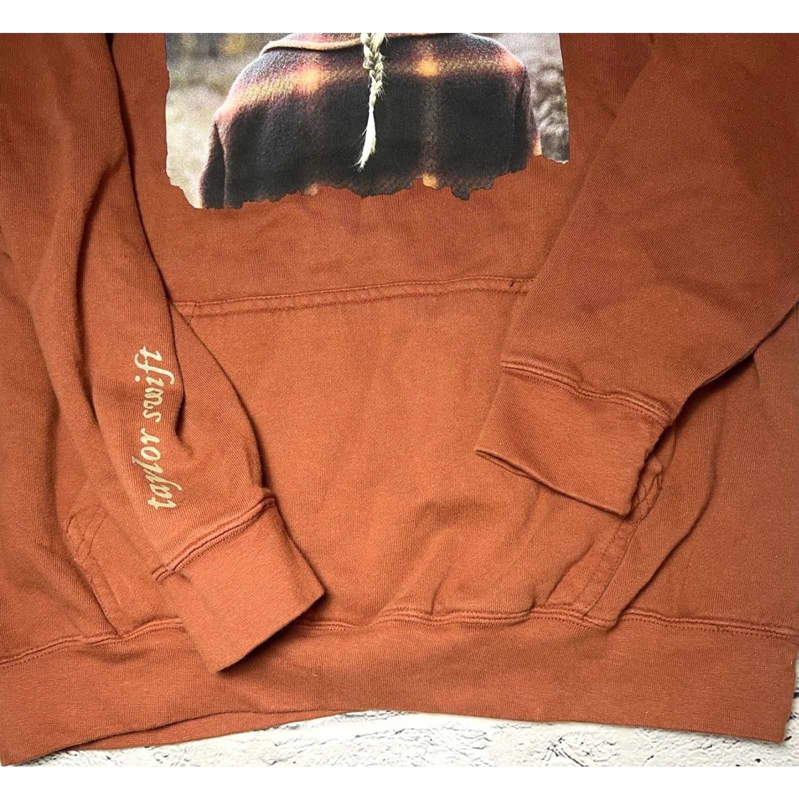 Vintage Taylor Swift Hoodie Pullover Women S Orange Logo Sweatshirt Big Burnt Orange Braided Evermore 90s? Size S / US 4 / IT 40 - 3 Thumbnail