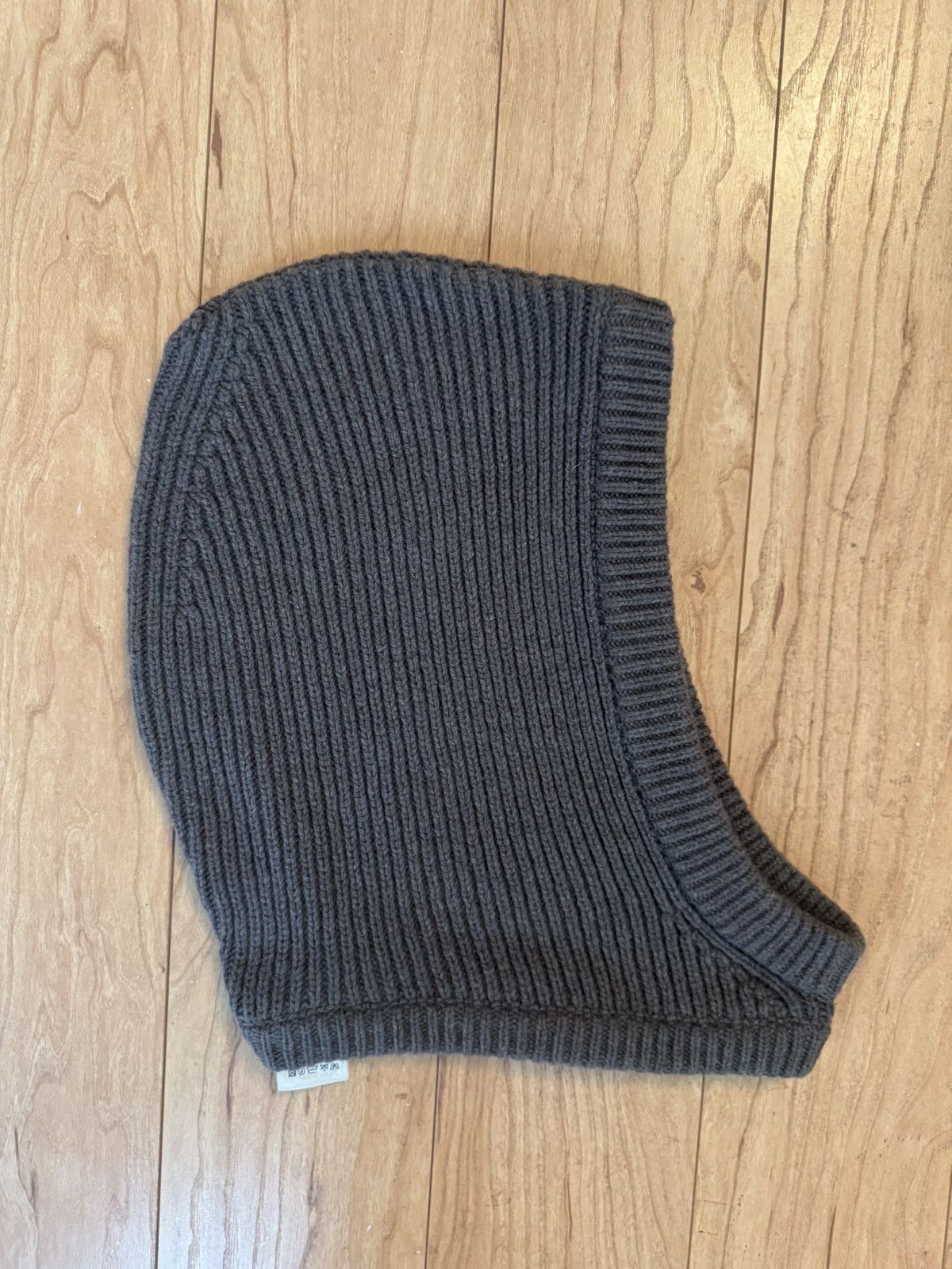 Rick Owens Rick Owens Dust Gray Balaclava Hood Size ONE SIZE - 1 Thumbnail