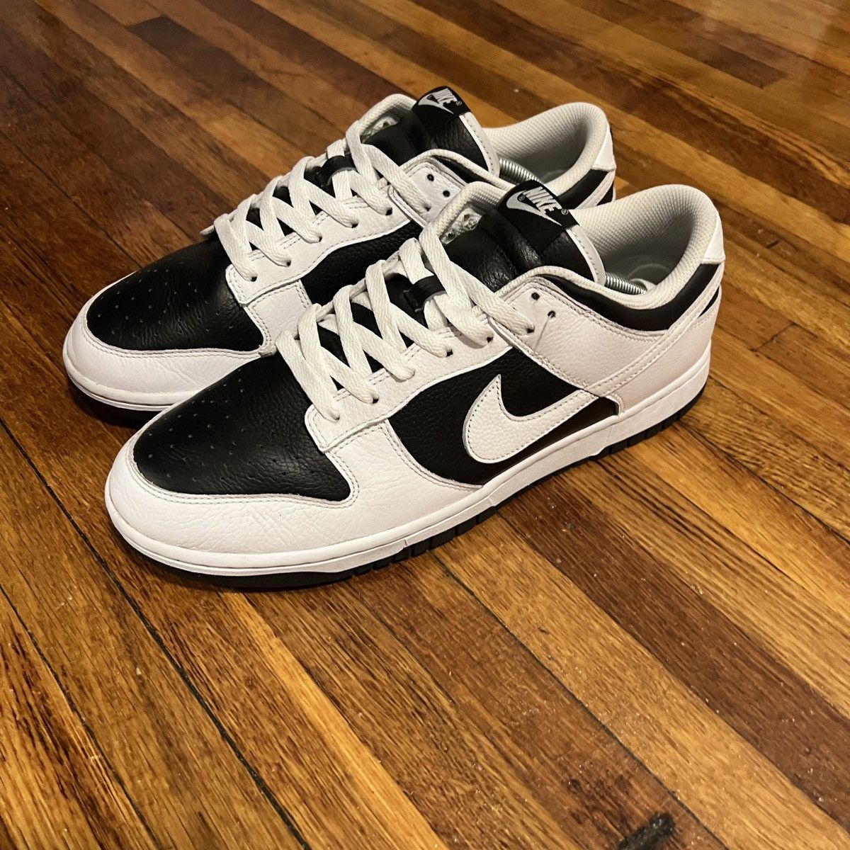 Nike Nike Dunk Black White Size 11 Size US 11 / EU 44 - 1 Thumbnail