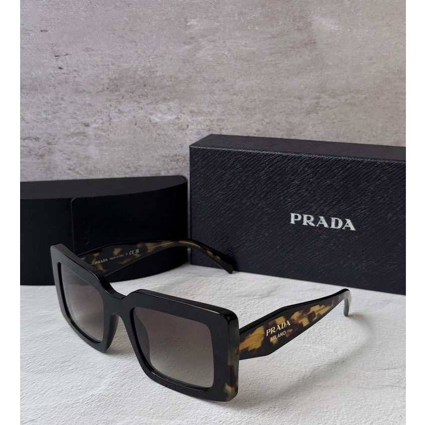 Prada NEW Prada PR D01S Sunglasses in Black Tortoise $390 Size ONE SIZE - 1 Thumbnail