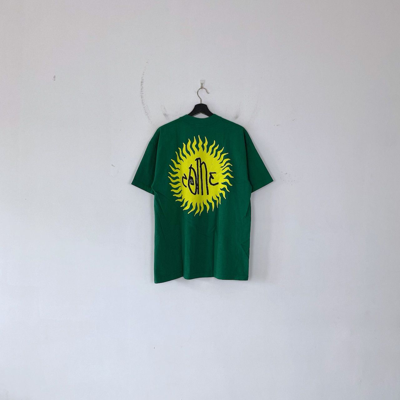 Come Tees COME TEES COME LOGO GIRL TEE Size US XL / EU 56 / 4 - 2 Thumbnail