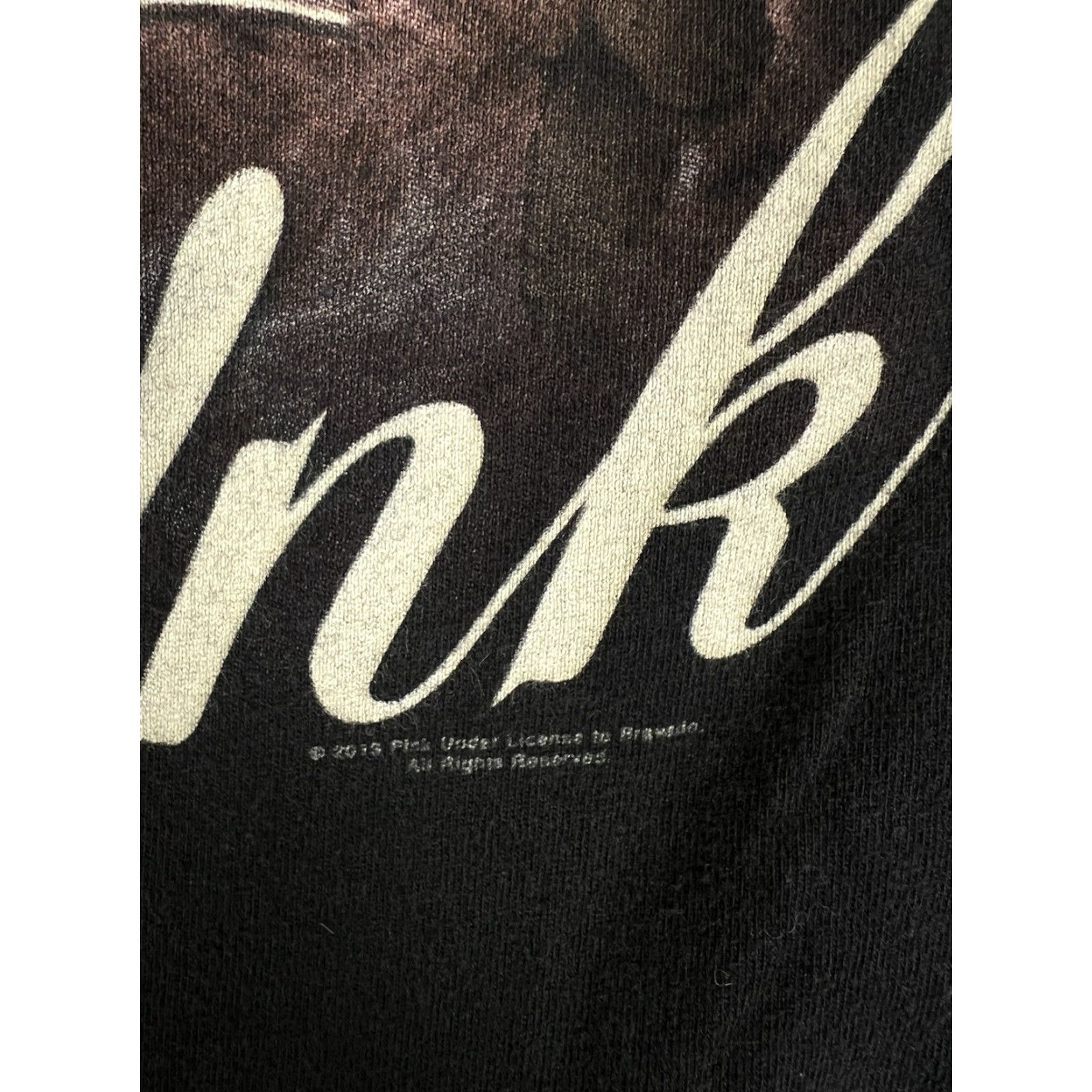 Vintage PINK T-Shirt Women’s Small Short Sleeve Black 2013 Truth About Love Tour Concert Music Womens Dance/Pop Theme Love Shop Keywords Size S / US 4 / IT 40 - 5 Thumbnail