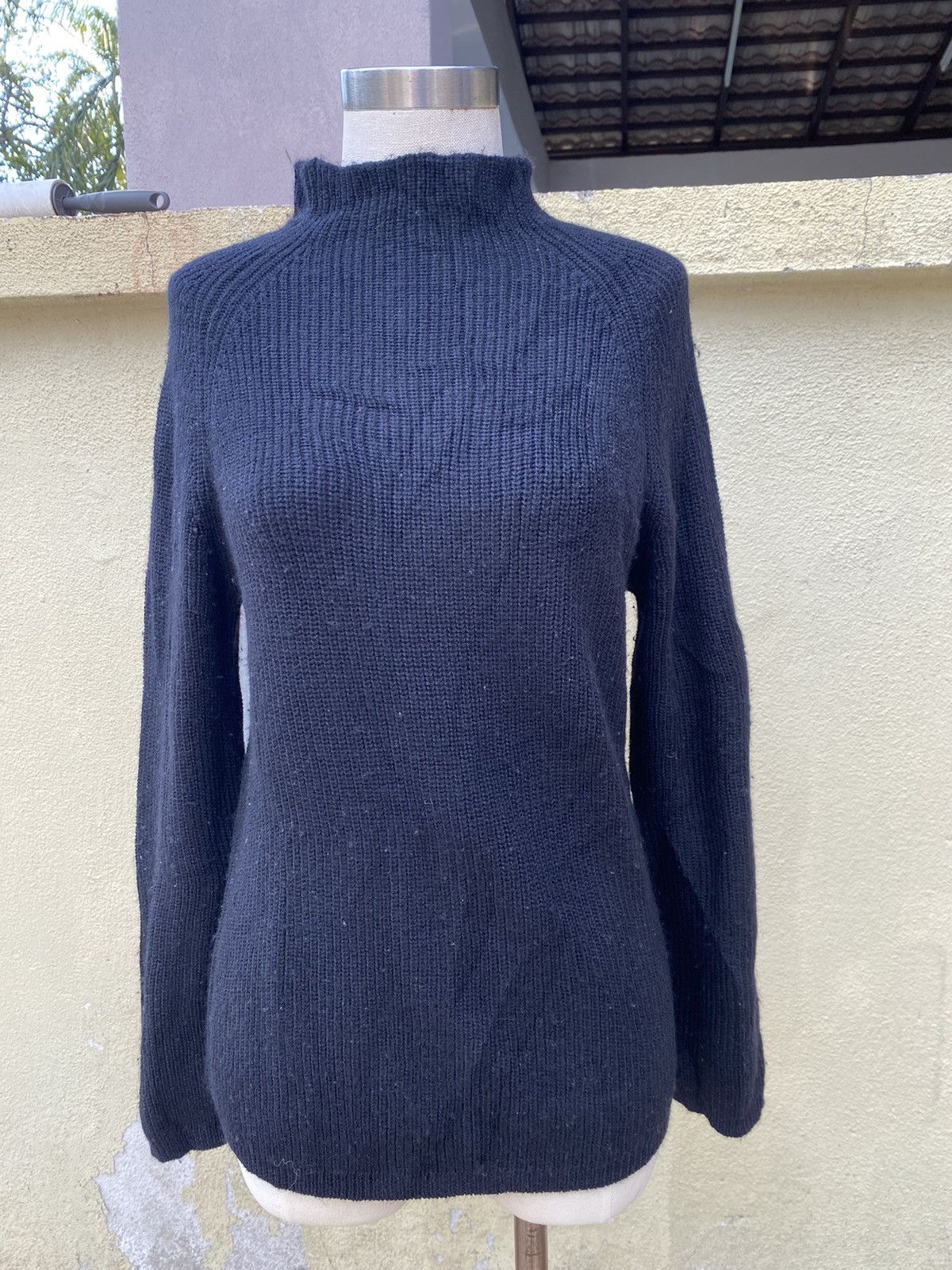 Margaret Howell black wool sweater Size M / US 6-8 / IT 42-44 - 1 Thumbnail