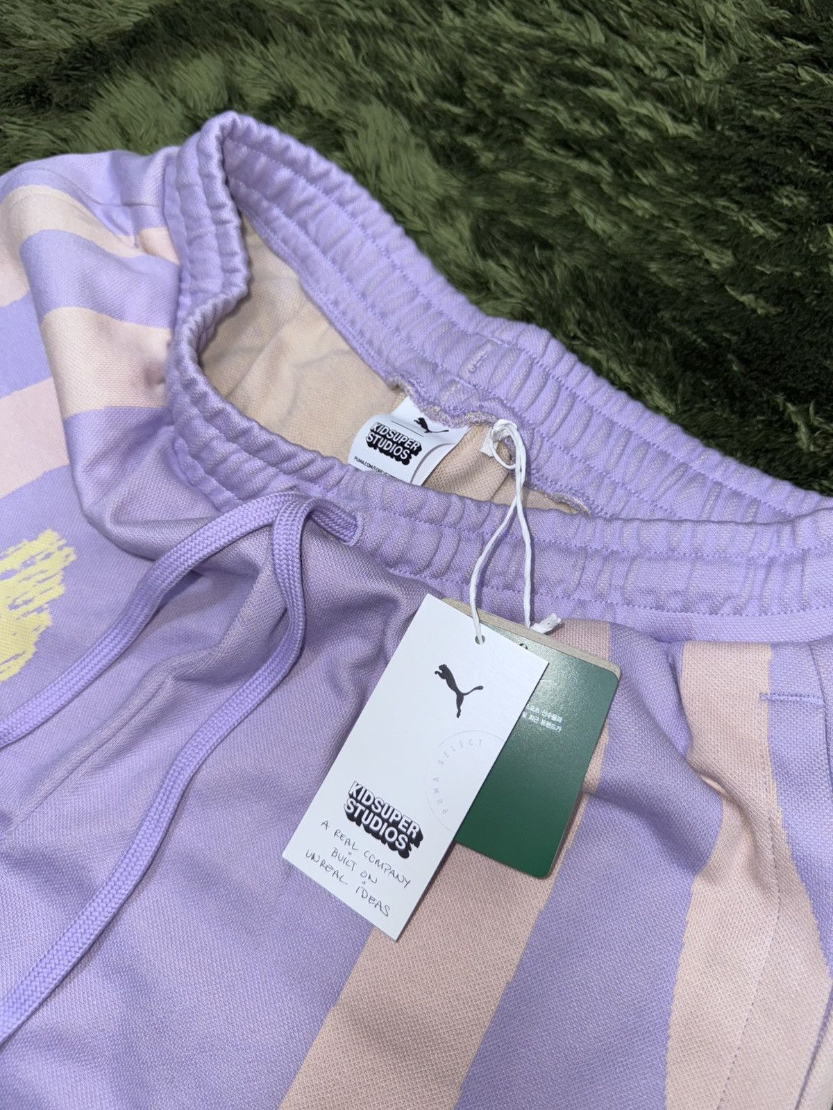 Designer × KidSuper × Puma [S] KIDSUPER STUDIOS X PUMA collaboration shorts violet Size US 32 / EU 48 - 2 Thumbnail