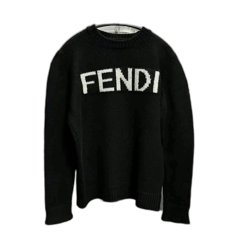 Fendi Fendi Logo Sweater Size 48 Size US L / EU 52-54 / 3 - 1 Thumbnail