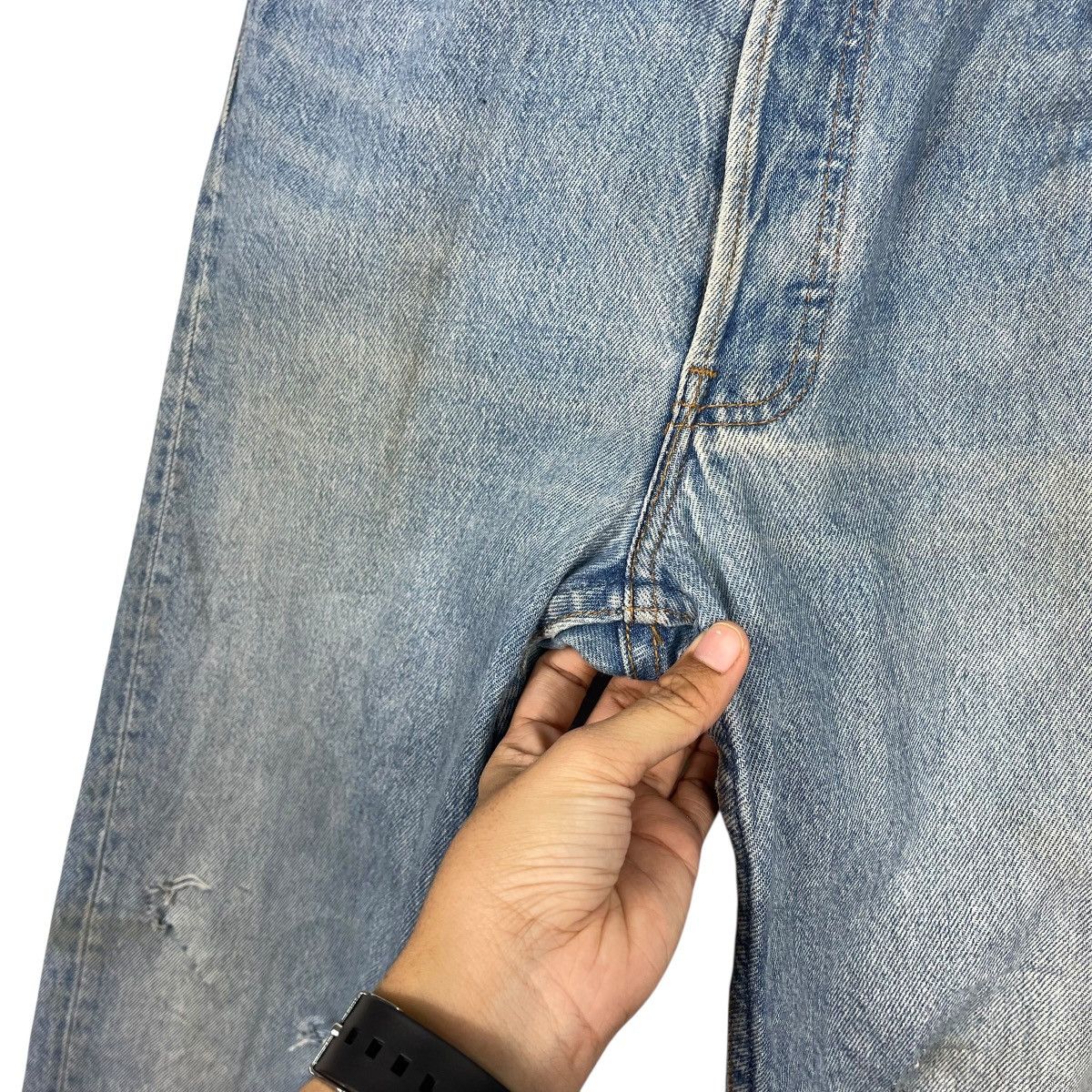 Levi's Vintage 90s Levis 501xx Button Fly Distressed Denim W31 Size US 31 - 11 Thumbnail