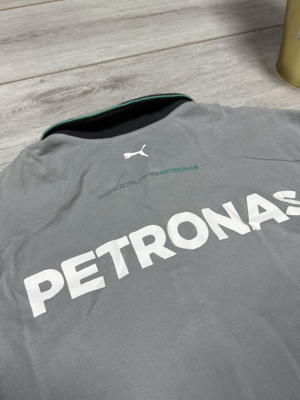 Puma Petronas Puma vintage Mclaren Mercedes pirelli vintage polo Size US L / EU 52-54 / 3 - 9 Thumbnail