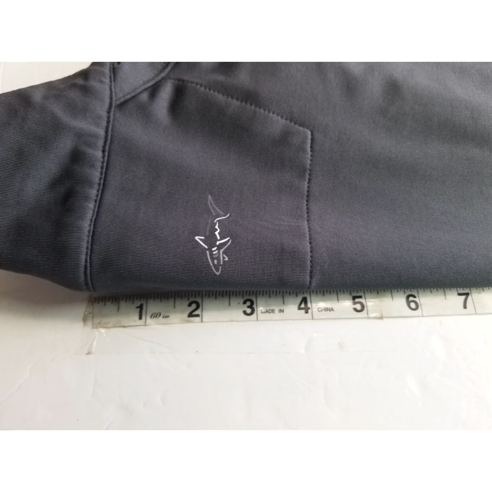 Vintage Greg Norman Shirt Mens Large Gray Long Sleeve 1/4 Zip Golf Mock Neck Sport Casual Activewear Size US L / EU 52-54 / 3 - 4 Thumbnail