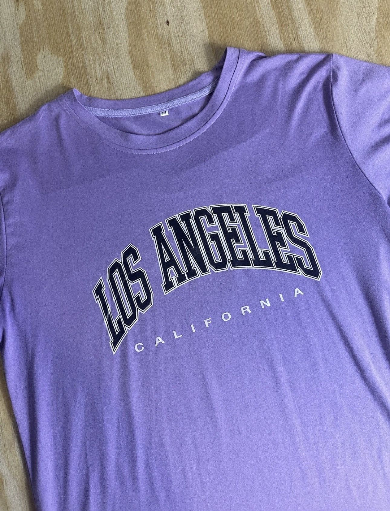 Vintage Los Angeles California T-Shirt Purple Size M Cotton Graphic Size US M / EU 48-50 / 2 - 1 Thumbnail