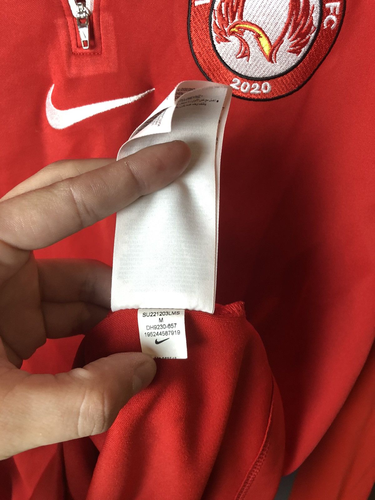 Vintage Men’s sweater soccer jersey Nike size M Size US M / EU 48-50 / 2 - 8 Thumbnail