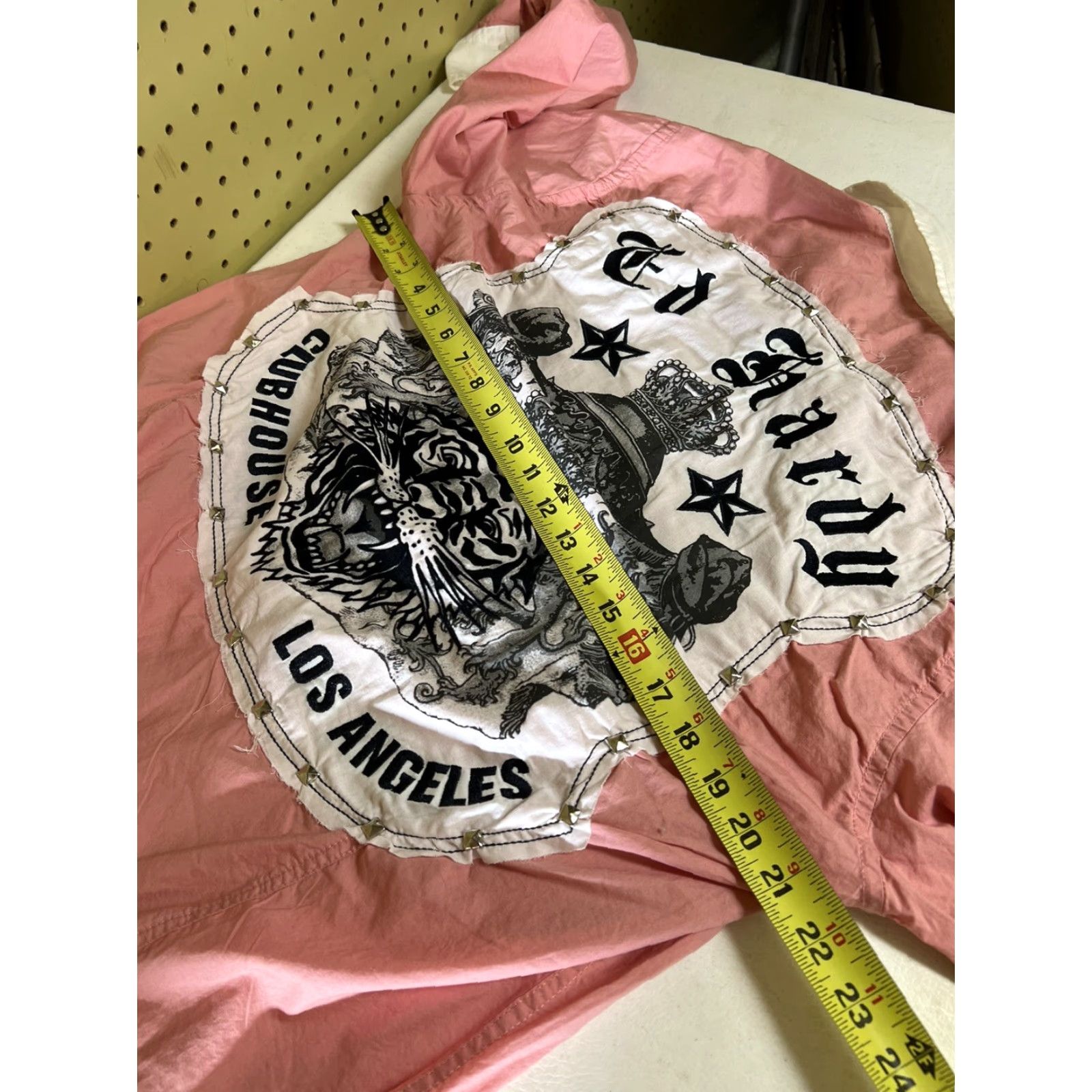 Ed Hardy VINTAGE Ed Hardy Button-Down Shirt LA Club House LA Embroidered Long Sleeve Pink L Mens Button-Up Regular Collar-Down Tattoo Style Size US L / EU 52-54 / 3 - 7 Thumbnail