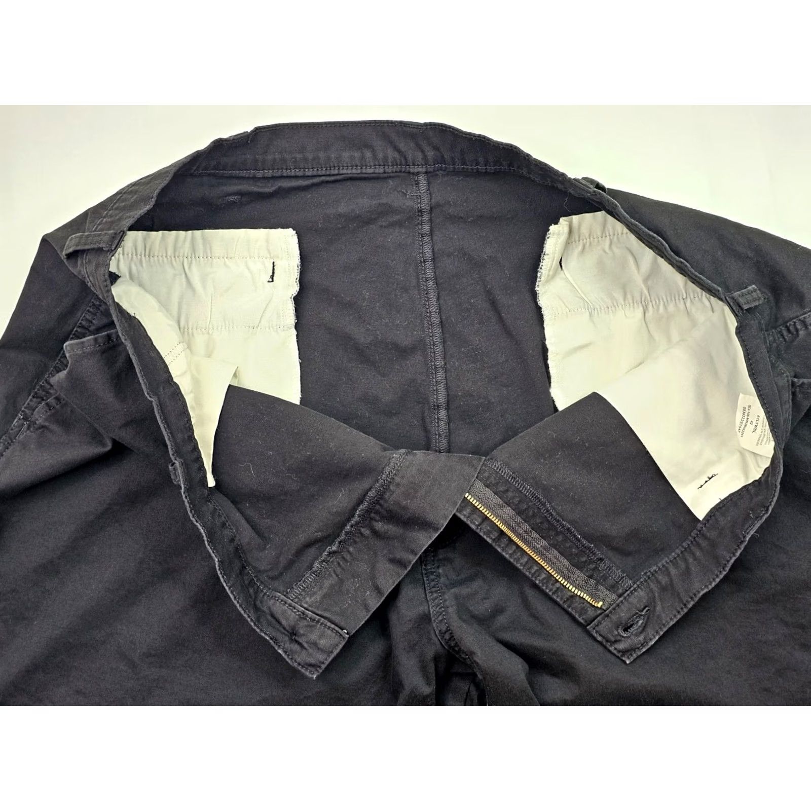 Wrangler Wrangler Black Denim Shorts Men 42 High Rise Relaxed Fit 10 in Inseam Size US 42 / EU 58 - 7 Thumbnail