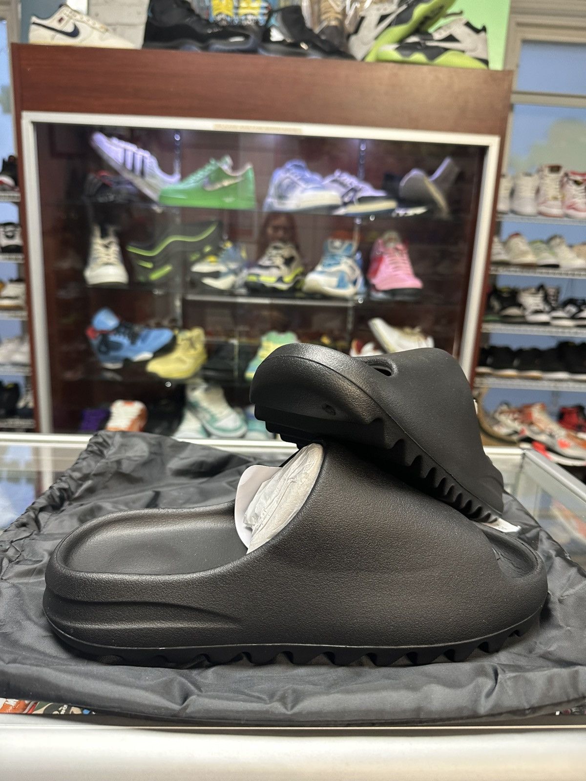 Yeezy Yzy-01 Black Slides Size US 10 / EU 43 - 2 Thumbnail