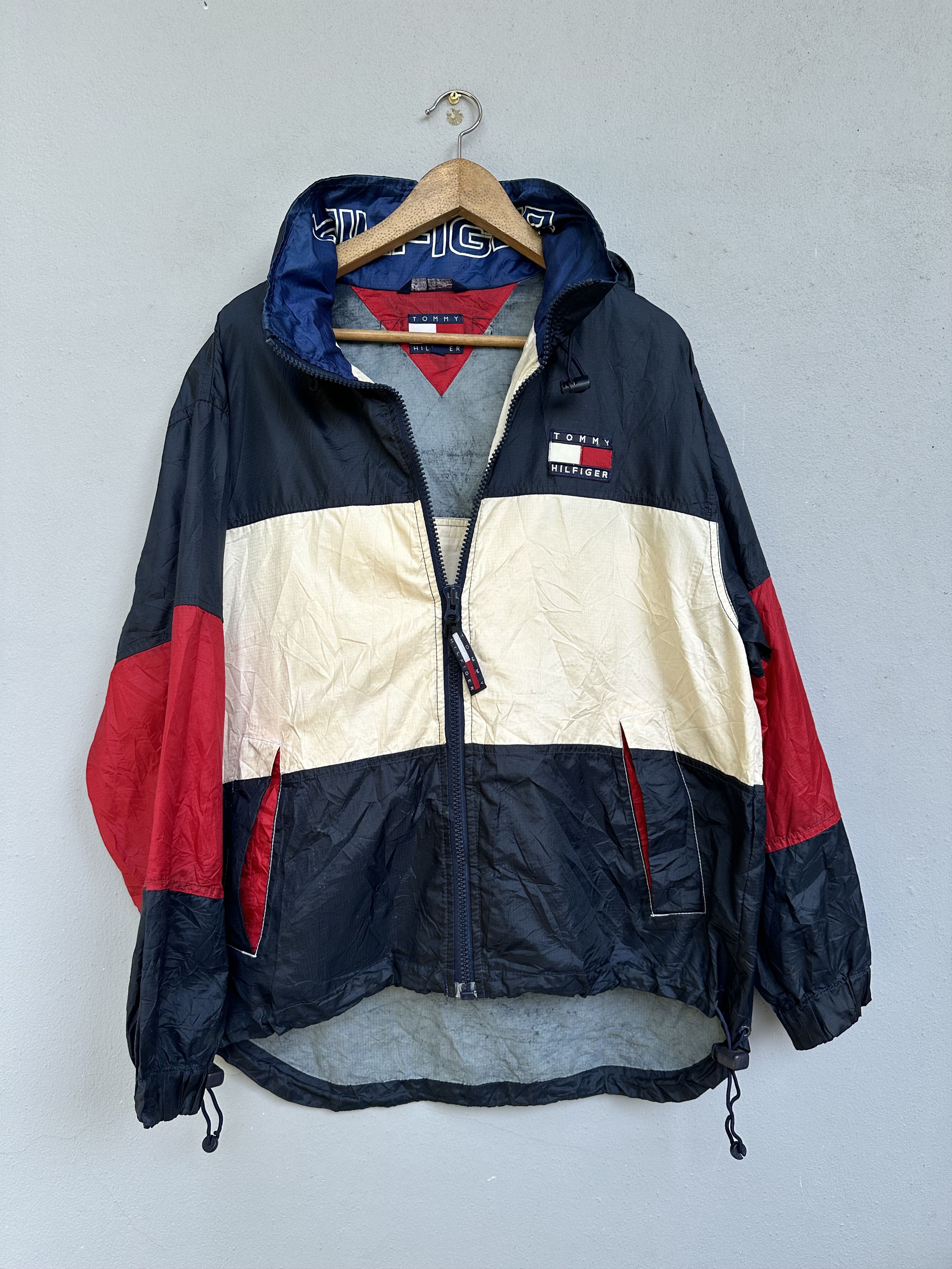 Tommy Hilfiger Vintage 90s Tommy Hilfiger Windbreaker Jacket Size US L / EU 52-54 / 3 - 3 Thumbnail