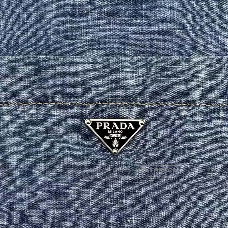 Prada Prada Light Blue Short Sleeve Denim Shirt. Size US M / EU 48-50 / 2 - 4 Thumbnail