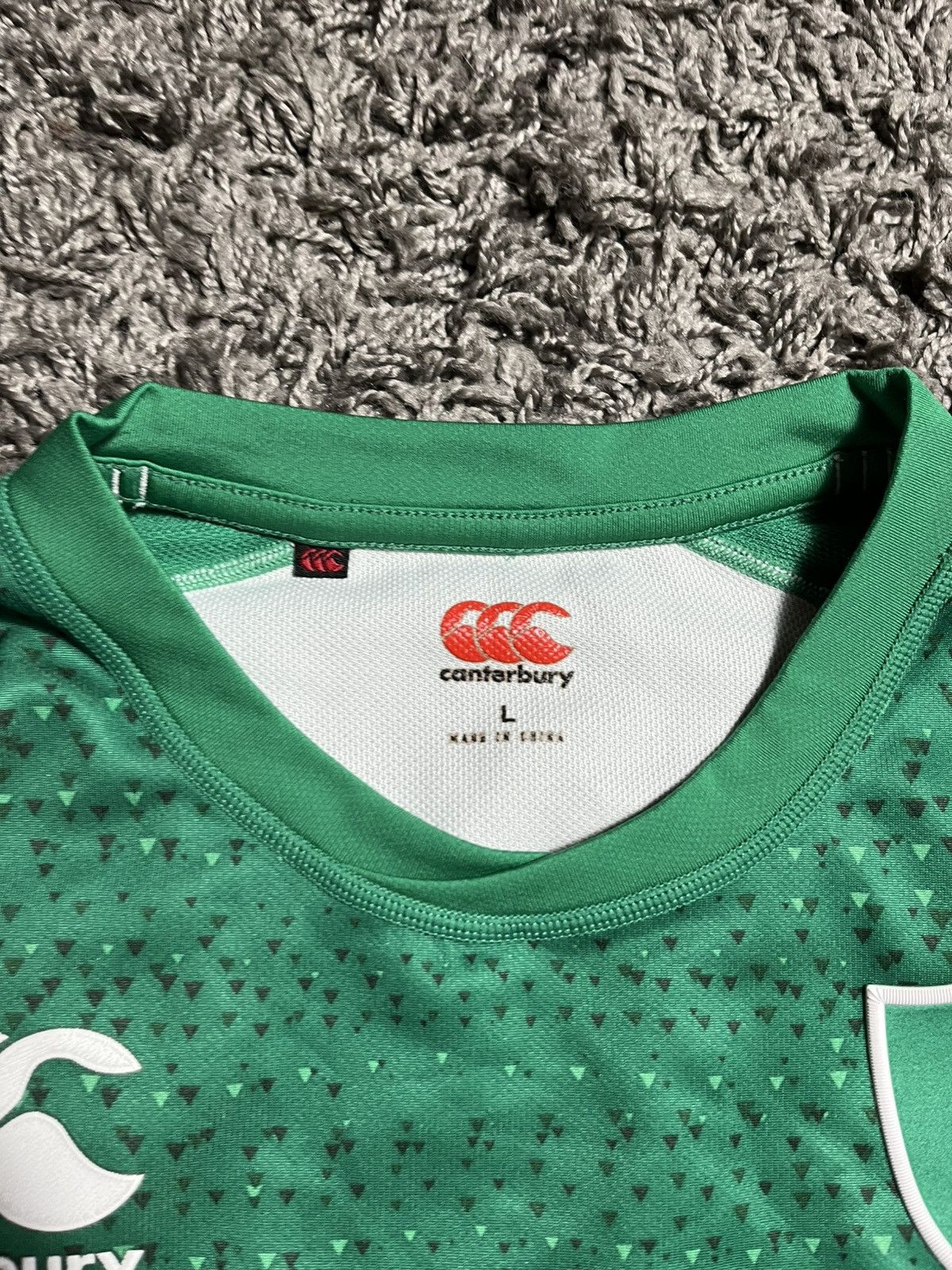 Canterbury of New Zealand CANTERBURY IRELAND IRISH REGBY VODAFONE TRIKOT JERSEY Size US L / EU 52-54 / 3 - 3 Thumbnail