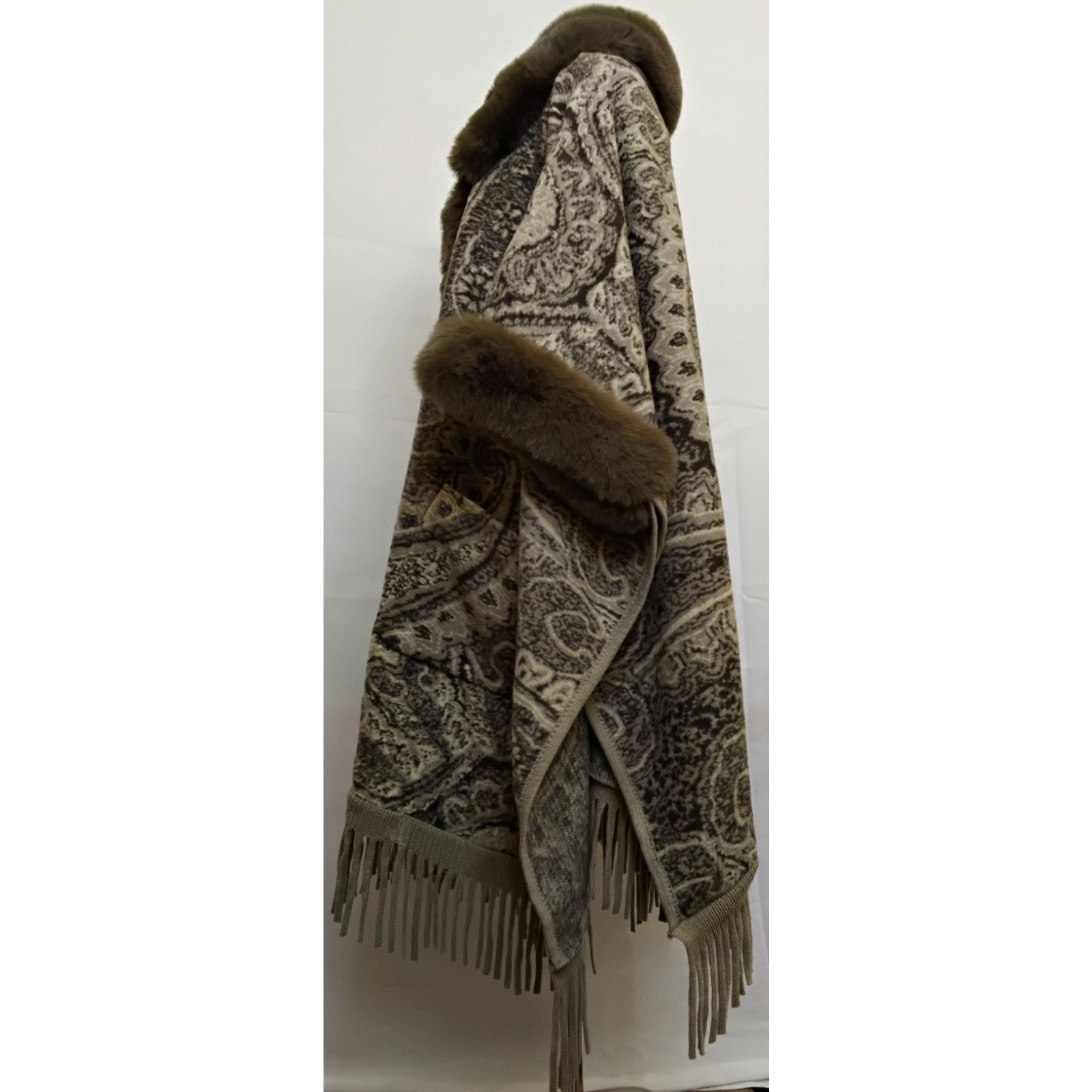 Elie Tahari Tahari Shawl One Size Brown Paisley Fur Trim Fringe NWT Size L / US 10 / IT 46 - 4 Thumbnail