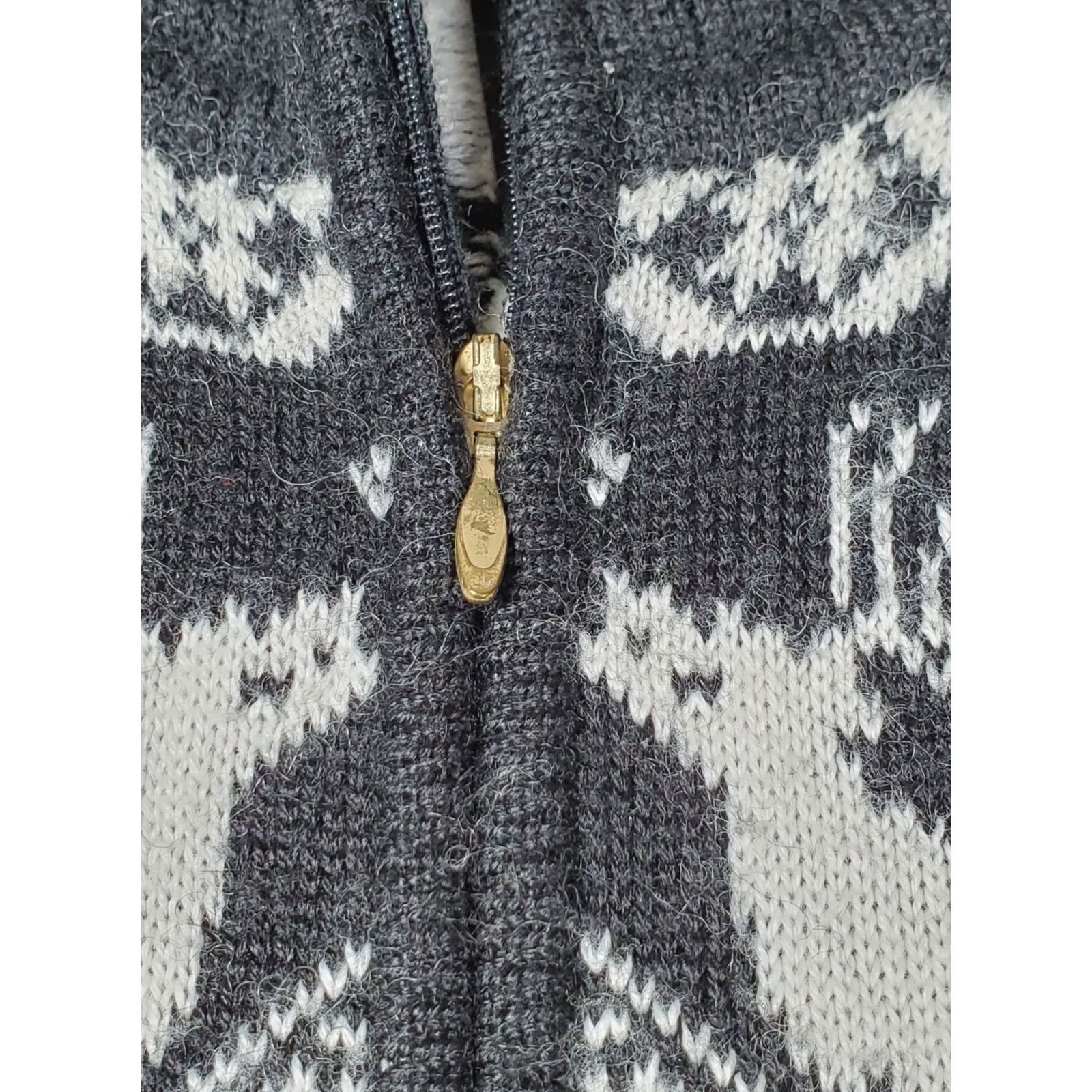 Obermeyer VINTAGE Obermeyer Sweater 1/4 Zip Pullover Wool Blend Women's M Black and White Fair Isle Dear Knit Style Pullover 1/4 Zip Zipper Ski Winter Size M / US 6-8 / IT 42-44 - 3 Thumbnail