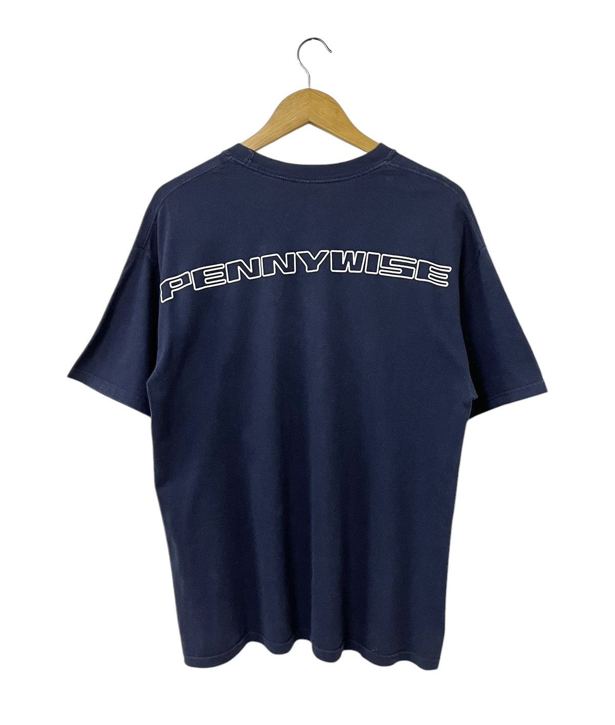 Band Tees VINTAGE 00s PENNYWISE ALBUMS SONGS TOUR PUNK BAND TSHIRT Size US L / EU 52-54 / 3 - 8 Thumbnail