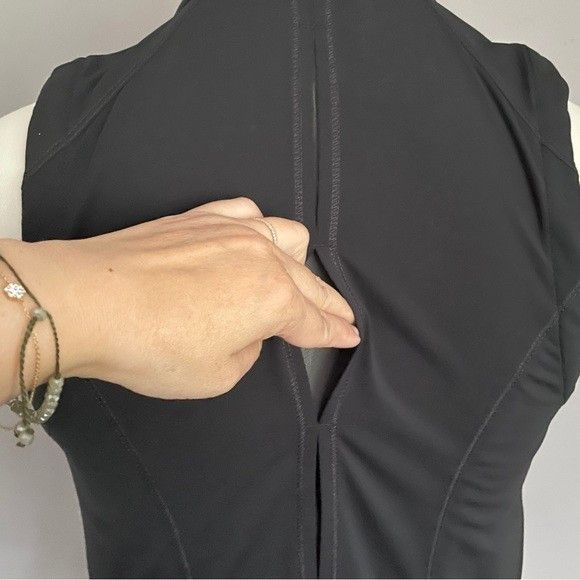 Lululemon Lululemon Black Kicking Asphalt Vest - 4 Size S / US 4 / IT 40 - 7 Thumbnail