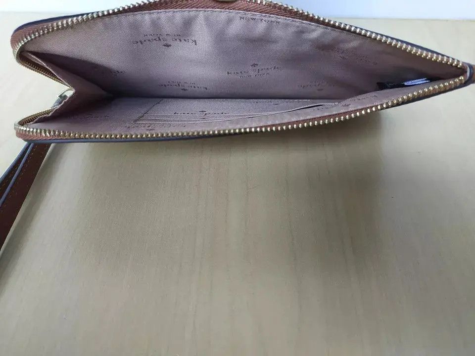 Kate Spade Kate Spade New York L-Zip Leather Wristlet T-0026 Size ONE SIZE - 6 Thumbnail