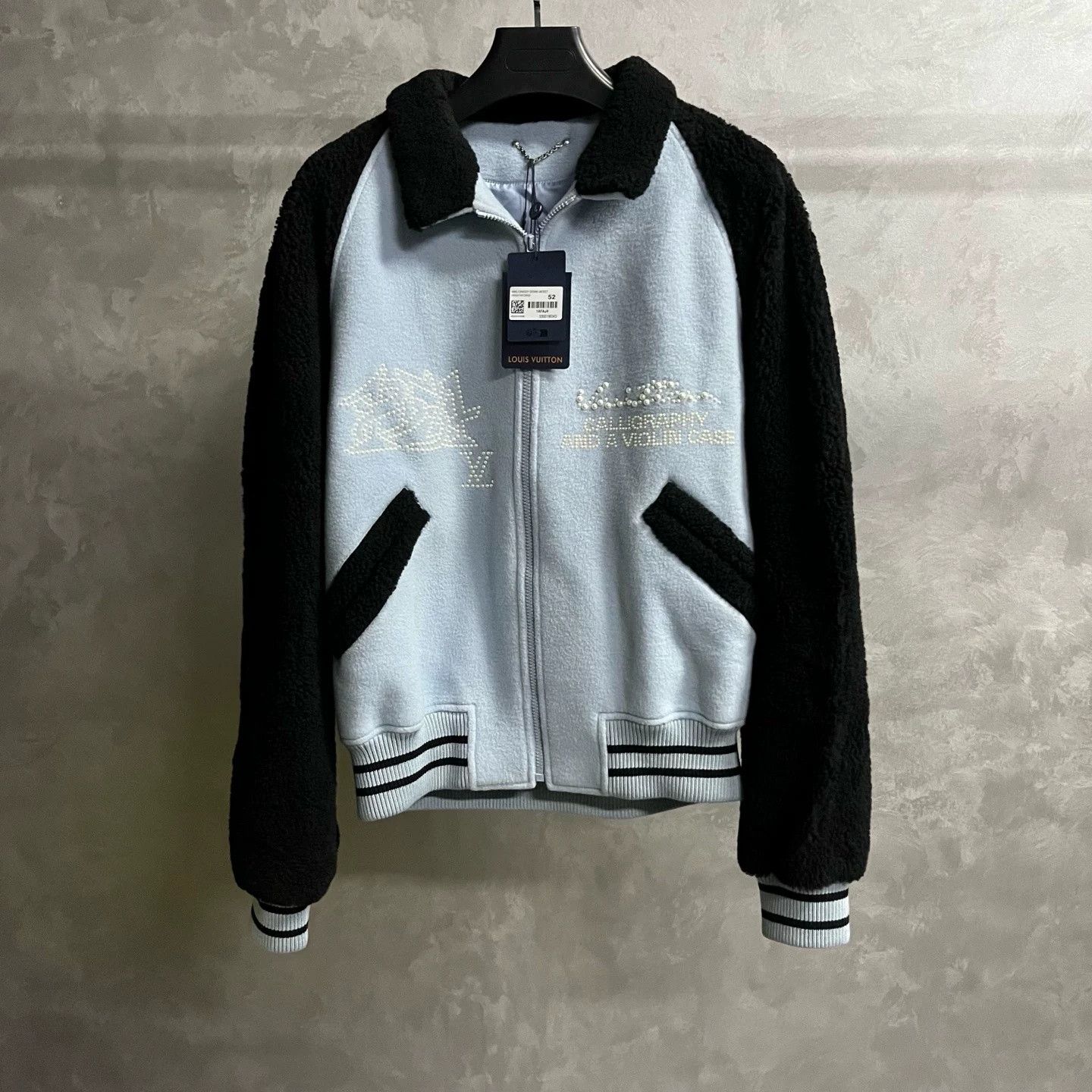 Louis Vuitton Louis Vuitton Blue Logo Stripe Baseball Jacket Size US L / EU 52-54 / 3 - 1 Thumbnail
