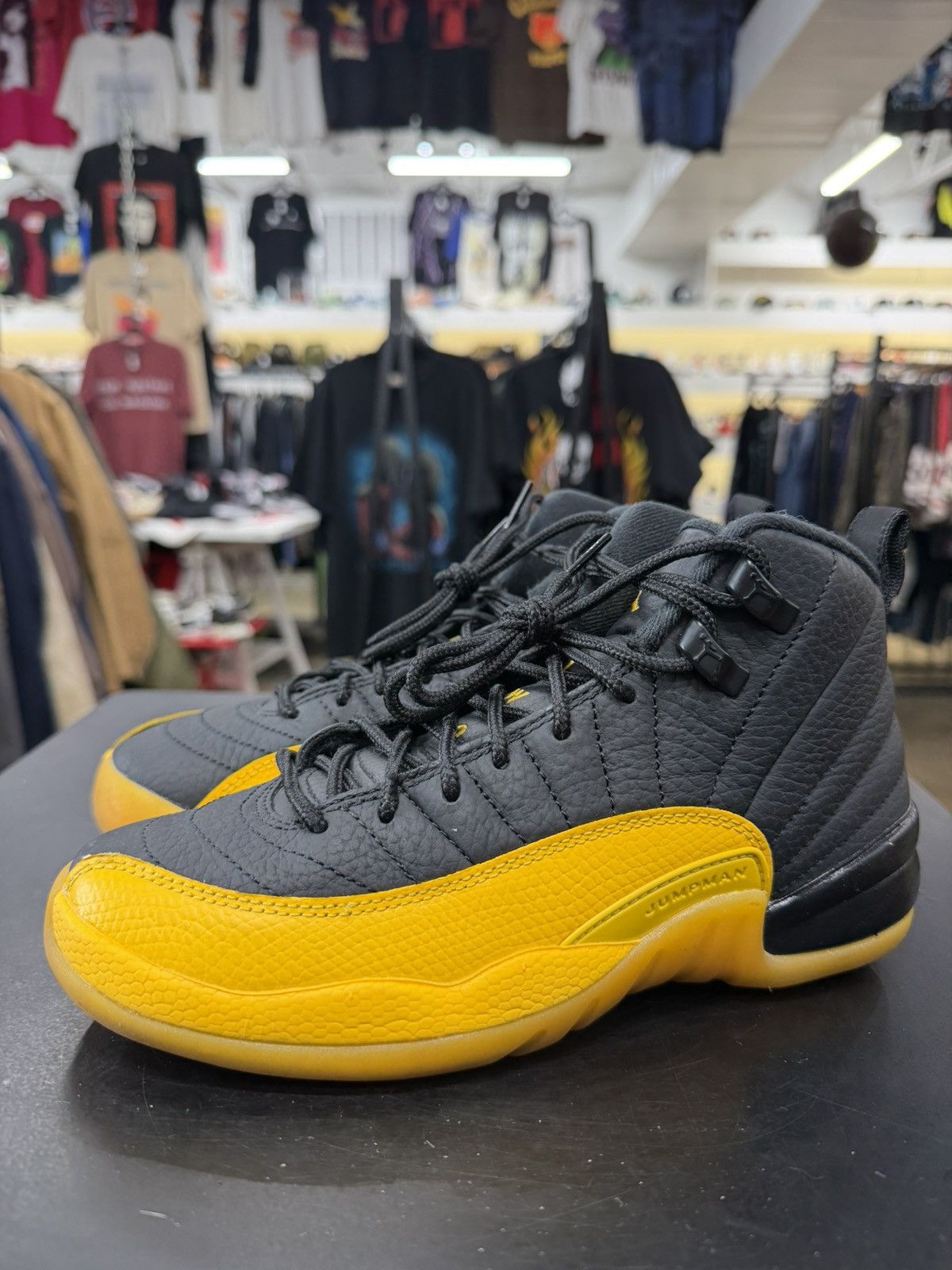 Jordan Brand Air Jordan 12 Black University Gold Size 4Y (2020) Size US 5 / EU 37 - 1 Thumbnail
